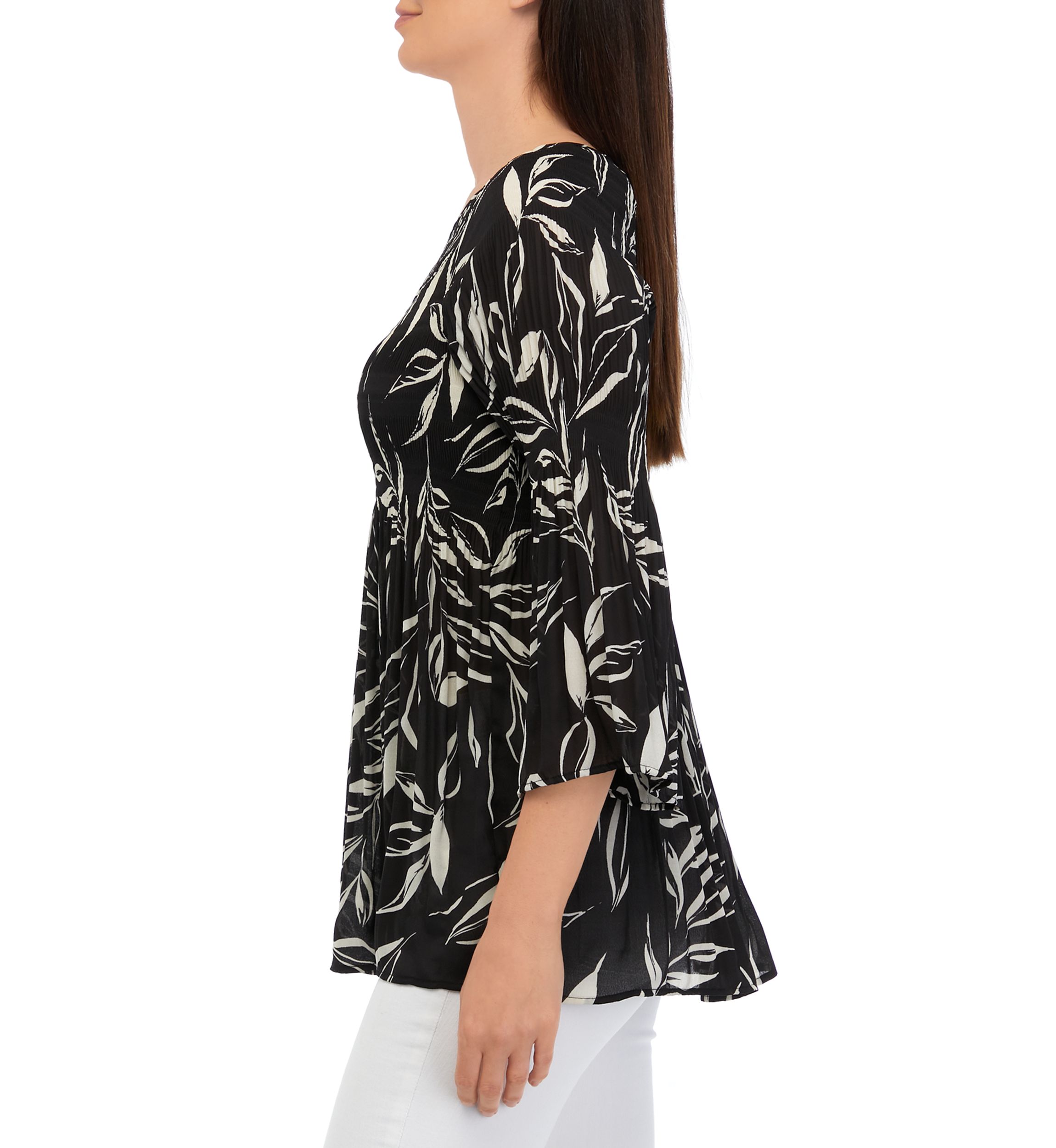Womens 3/4 Sleeve Keyhole Pleater Top