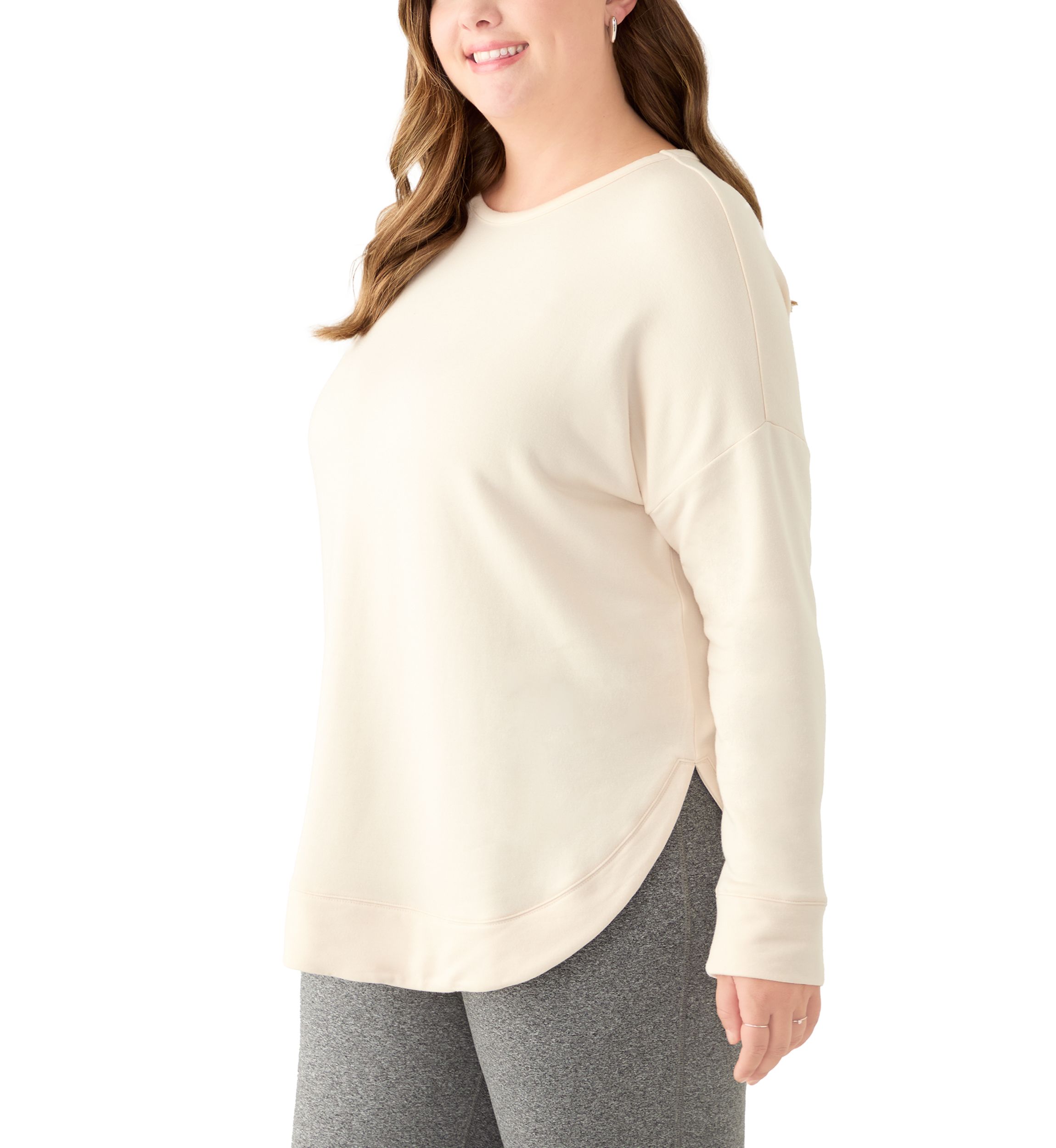 Plus Size Curved Hem Pullover