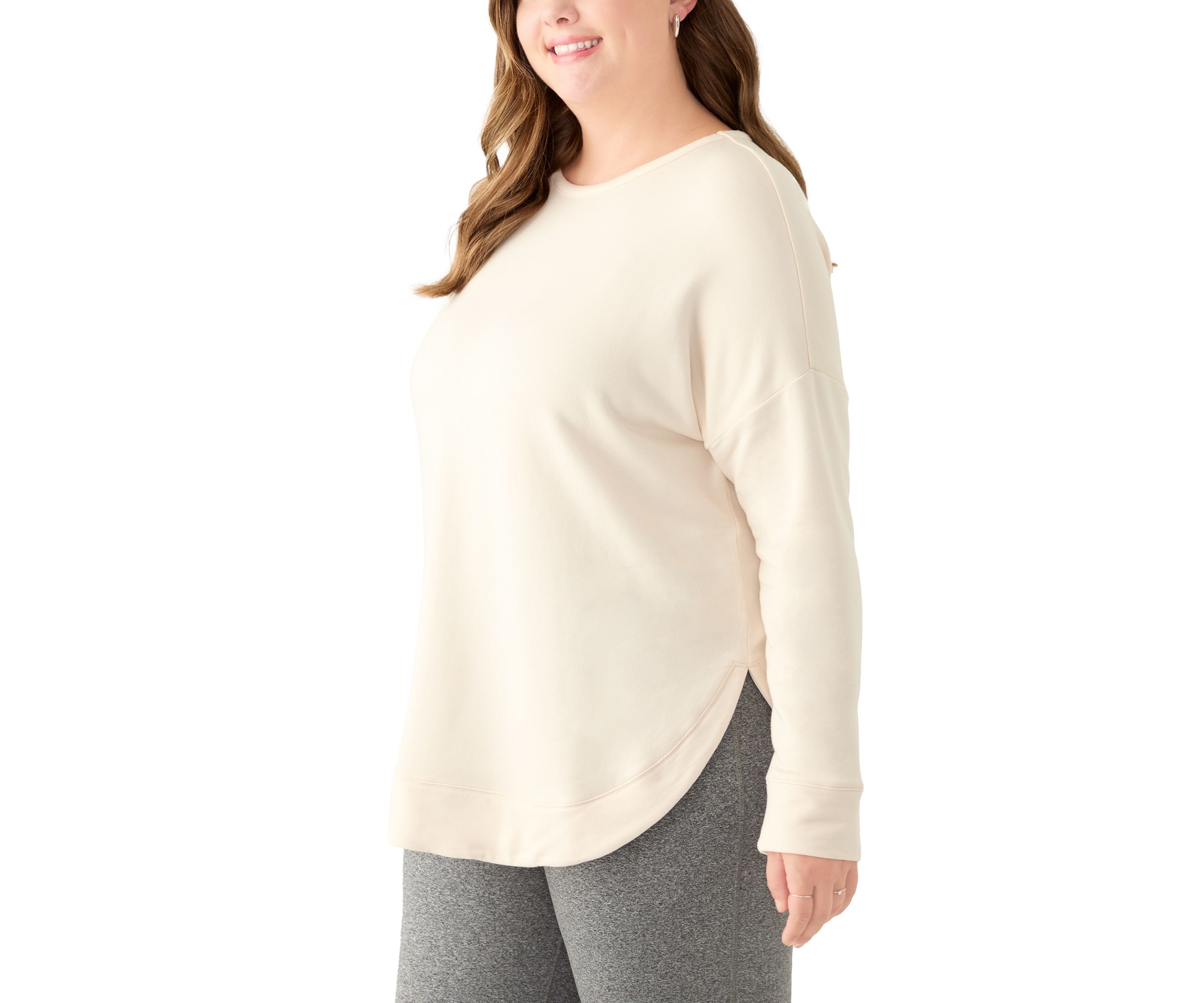 Plus Size Curved Hem Pullover