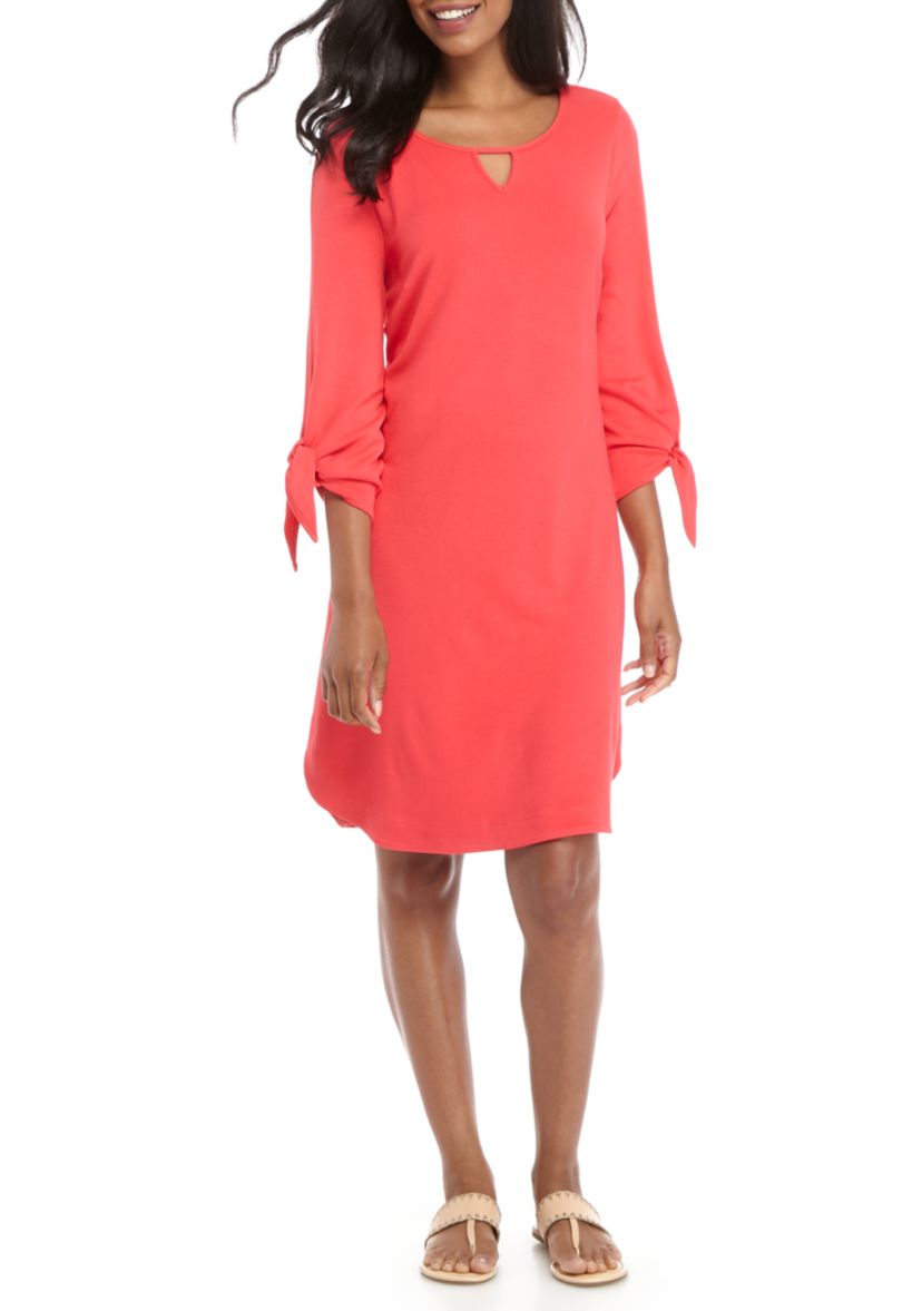 Three-Quarter Tie Sleeve Bar Keyhole Dress