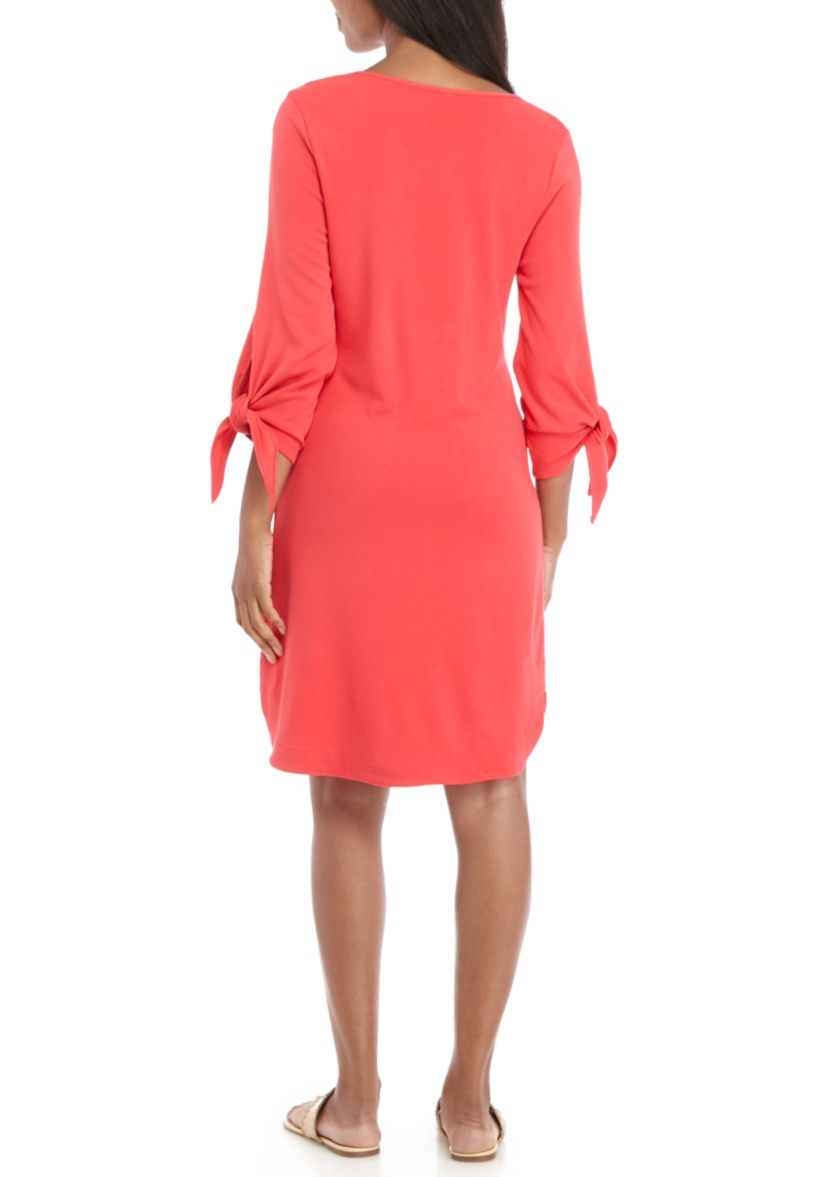 Three-Quarter Tie Sleeve Bar Keyhole Dress