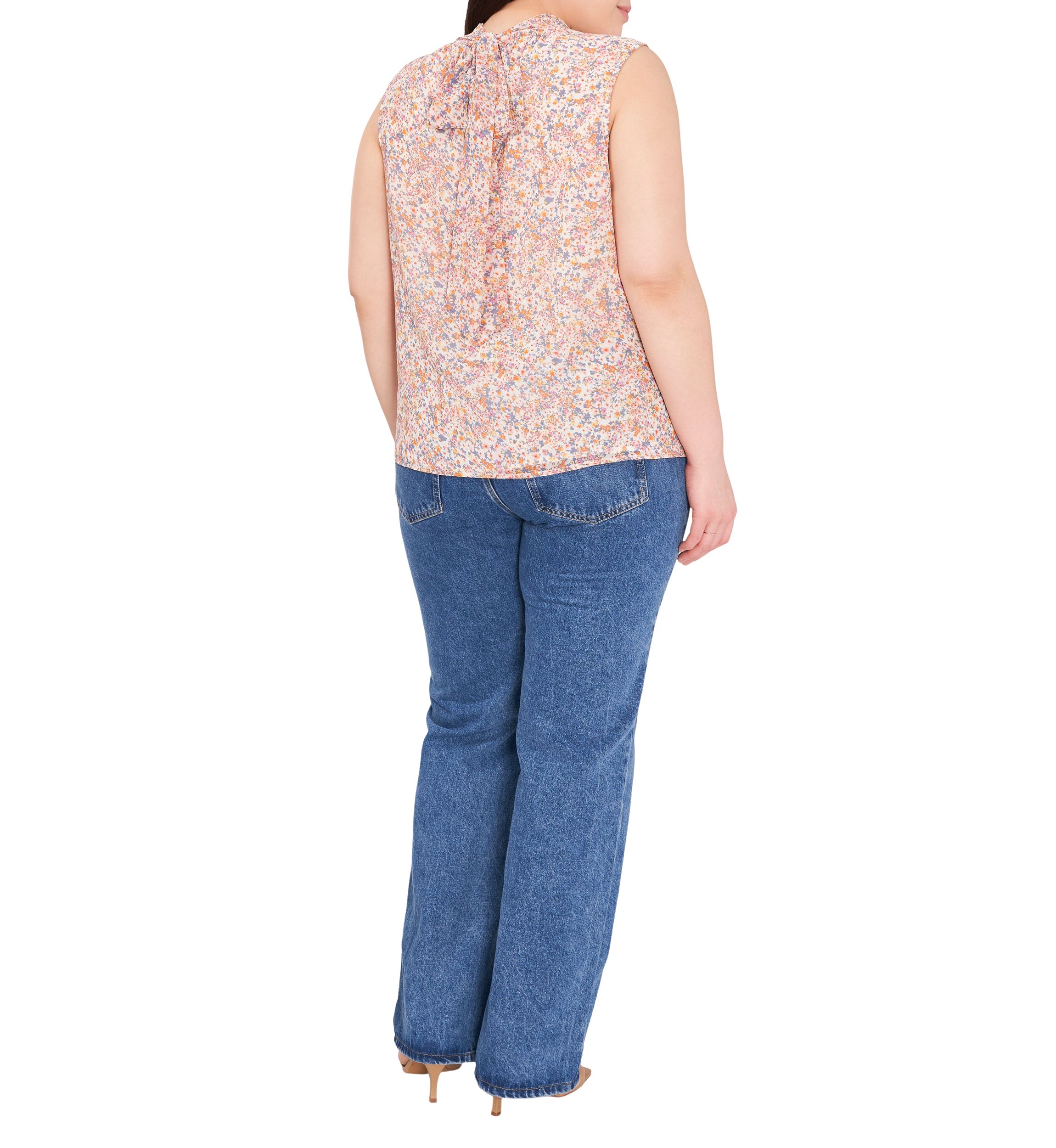 Plus Size Mock Neck Floral Top 