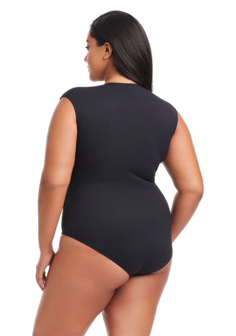 Plus Size Piqué Ole Cap Sleeve One Piece Swimsuit