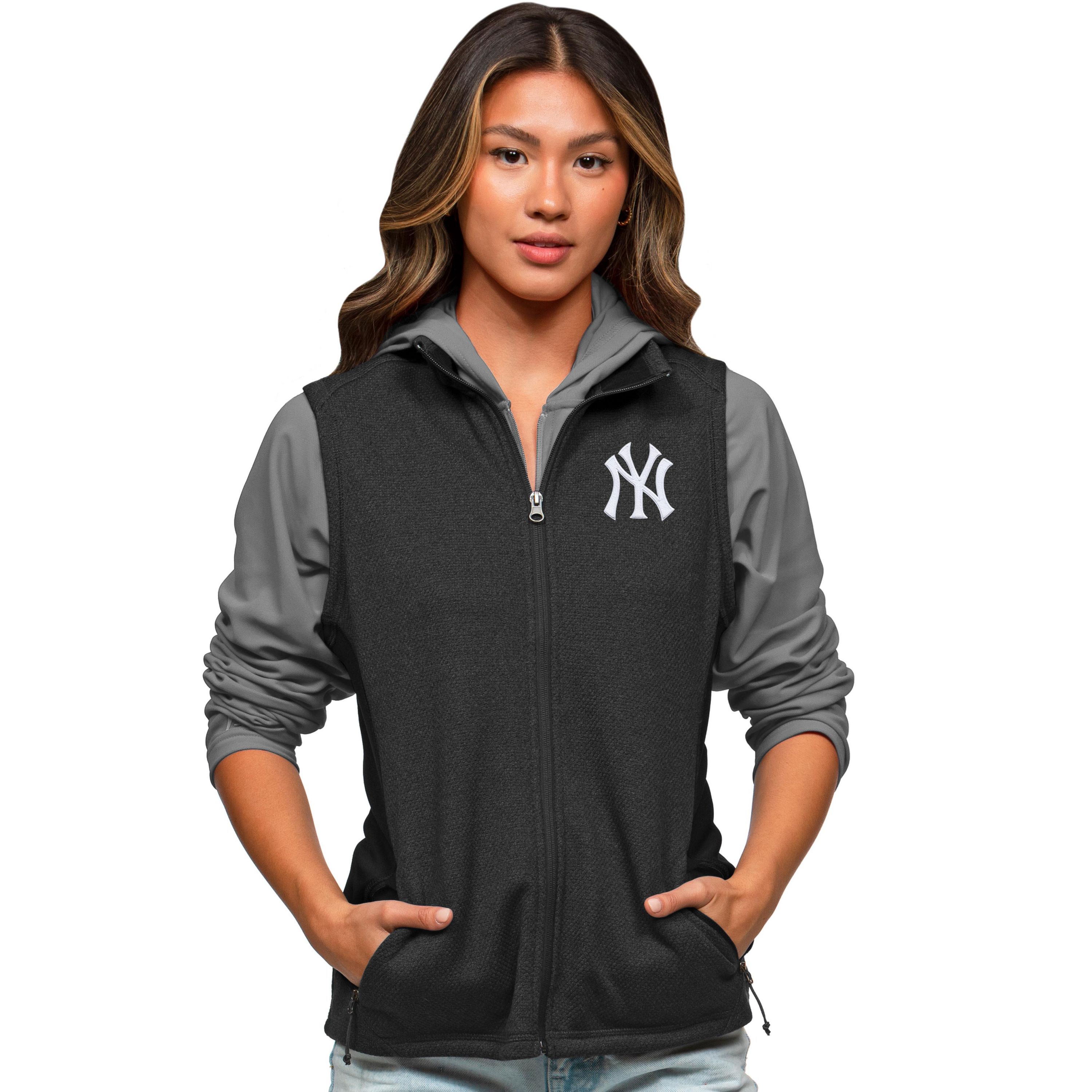 Antigua MLB New York Yankees Womens Course Vest