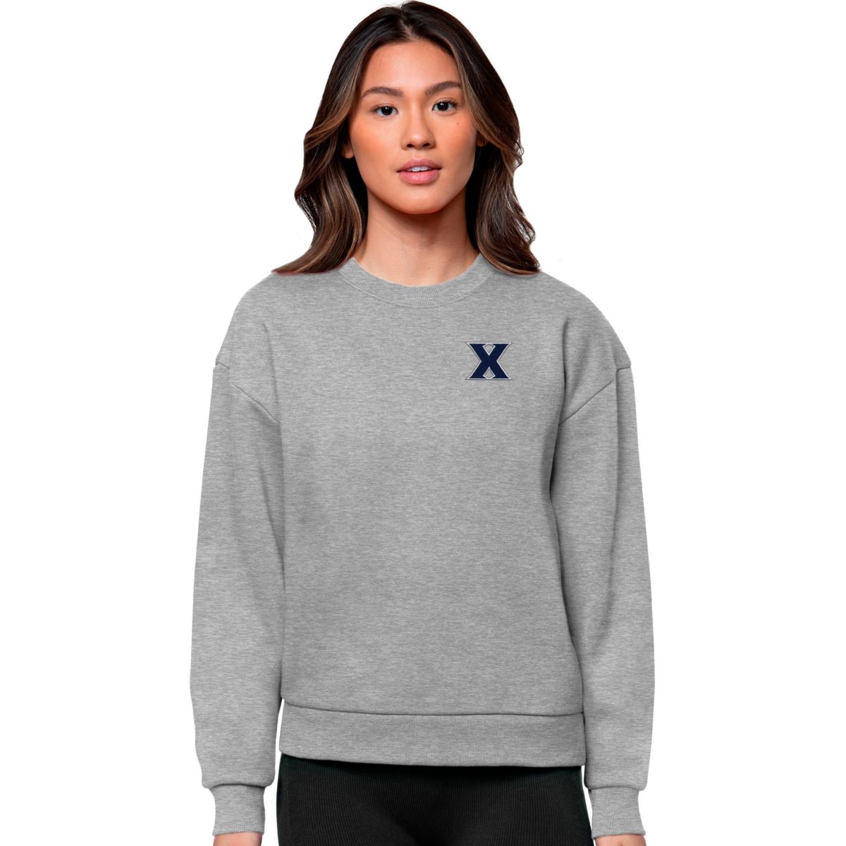 NCAA Xavier Musketeers Logo Victory Crewneck Pullover Sweatshirt