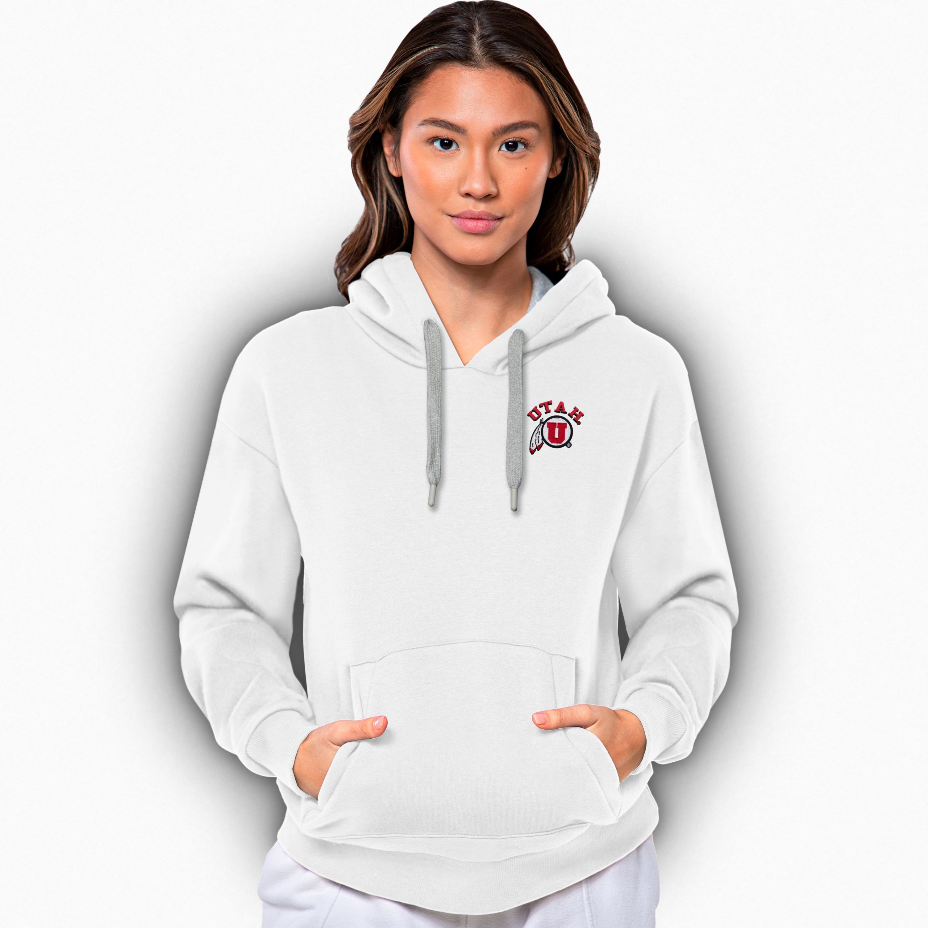 Antigua NCAA Utah Utes Womens Victory Pullover Hood
