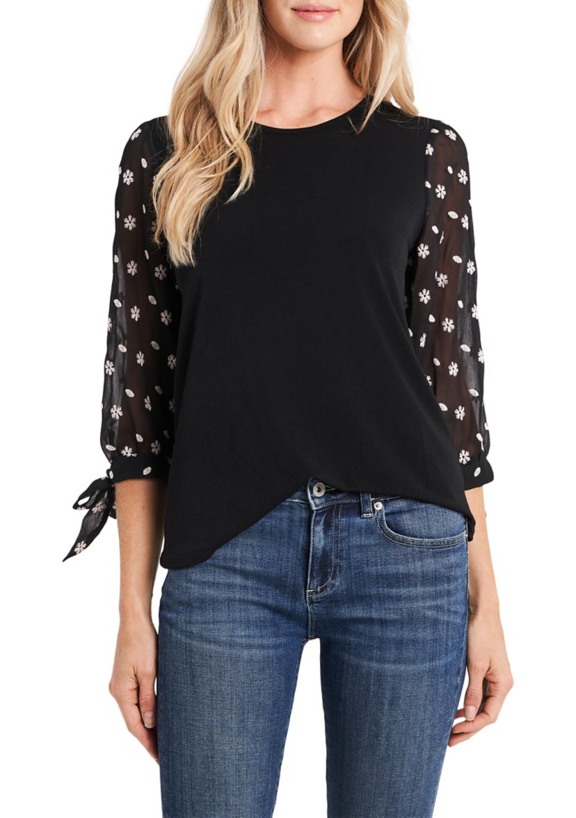 Womens Embroidered Puff Sleeve Knit Top