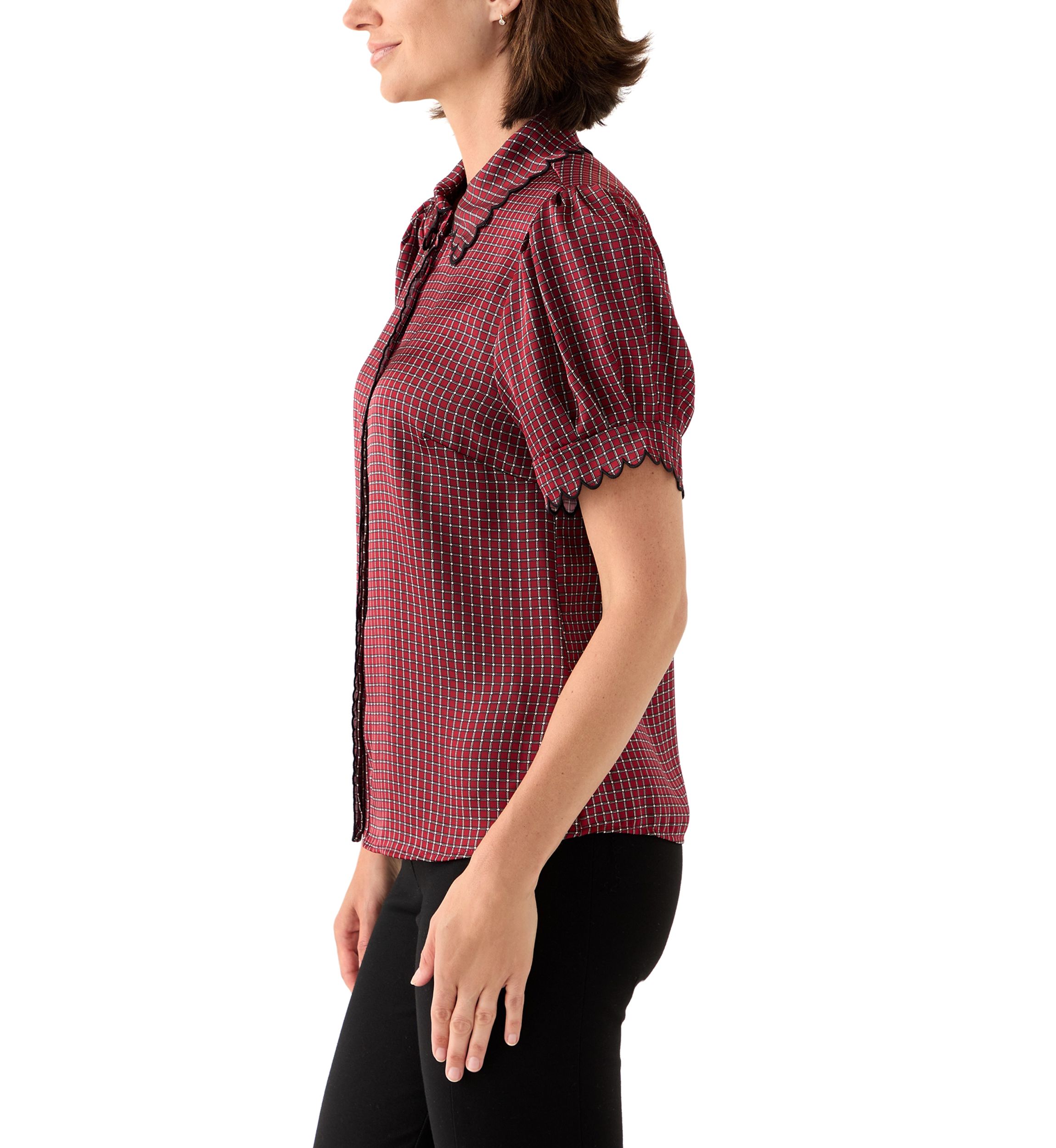 Womens Short Sleeve Geo Button Front Blouse