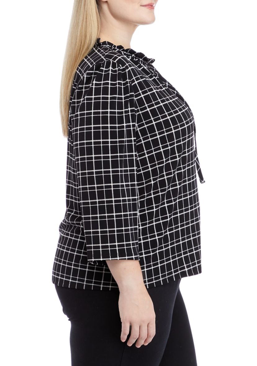Plus Size 3/4 Sleeve Ruched Tie Neck Knit Top