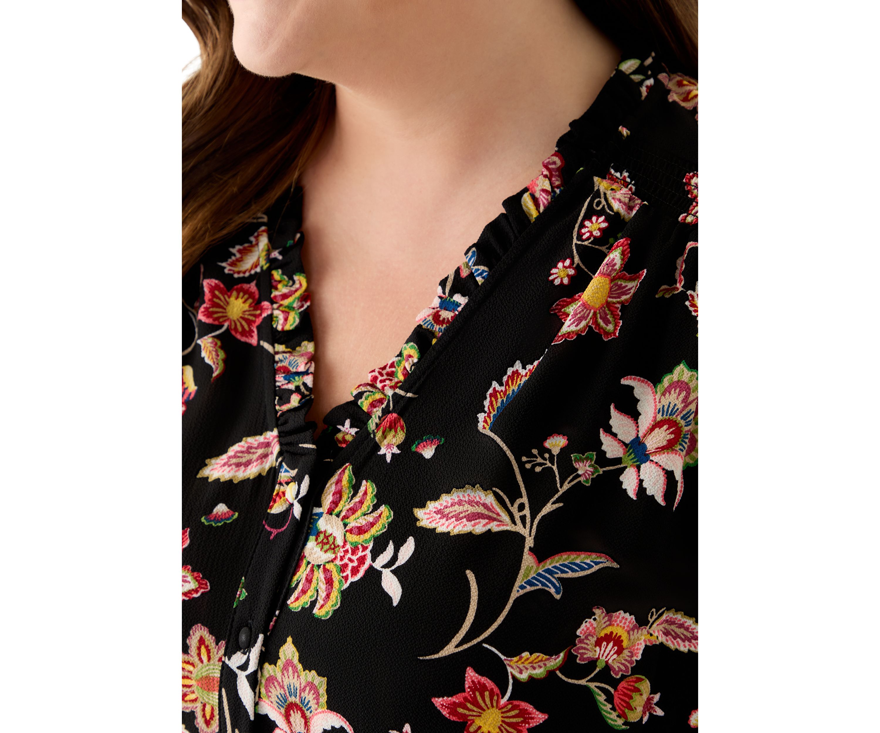 Plus Size 3/4 Sleeve Button Front Blouse in Rich Black