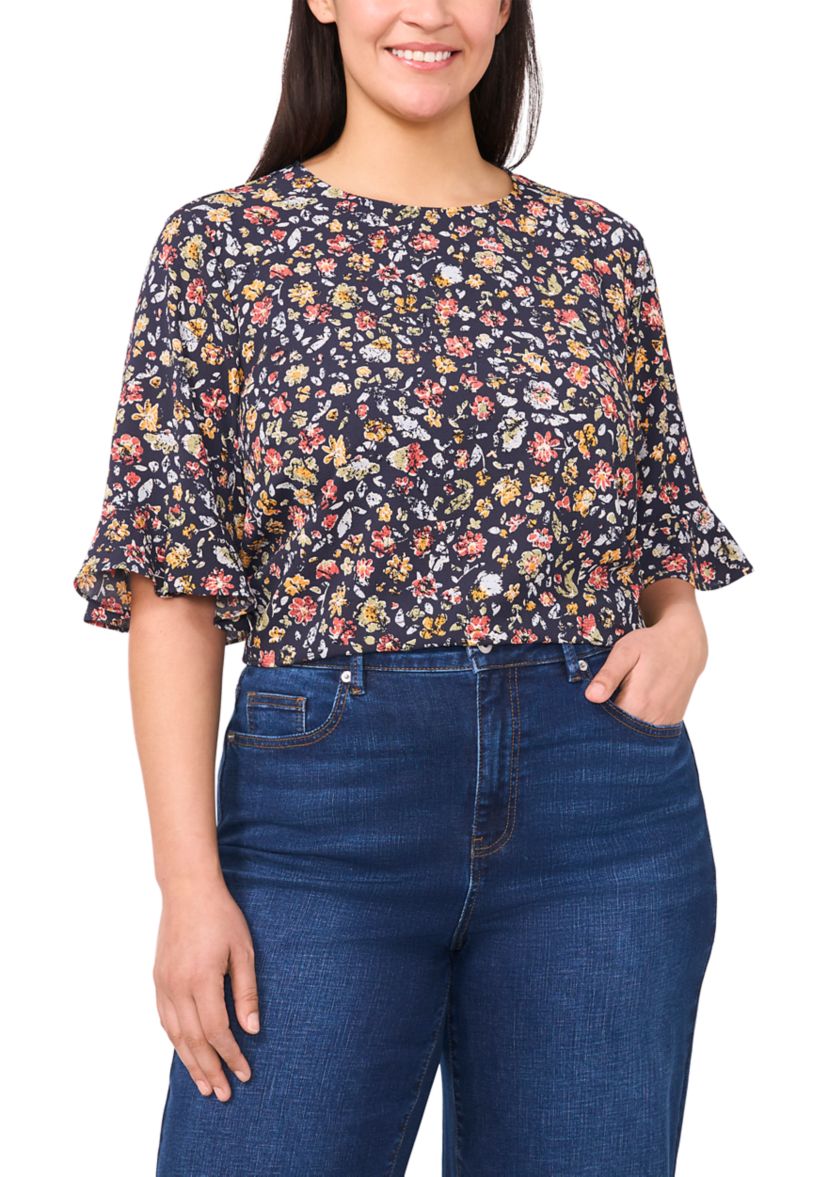 Plus Size Short Sleeve Ruffle Cuff Woven Print Top 