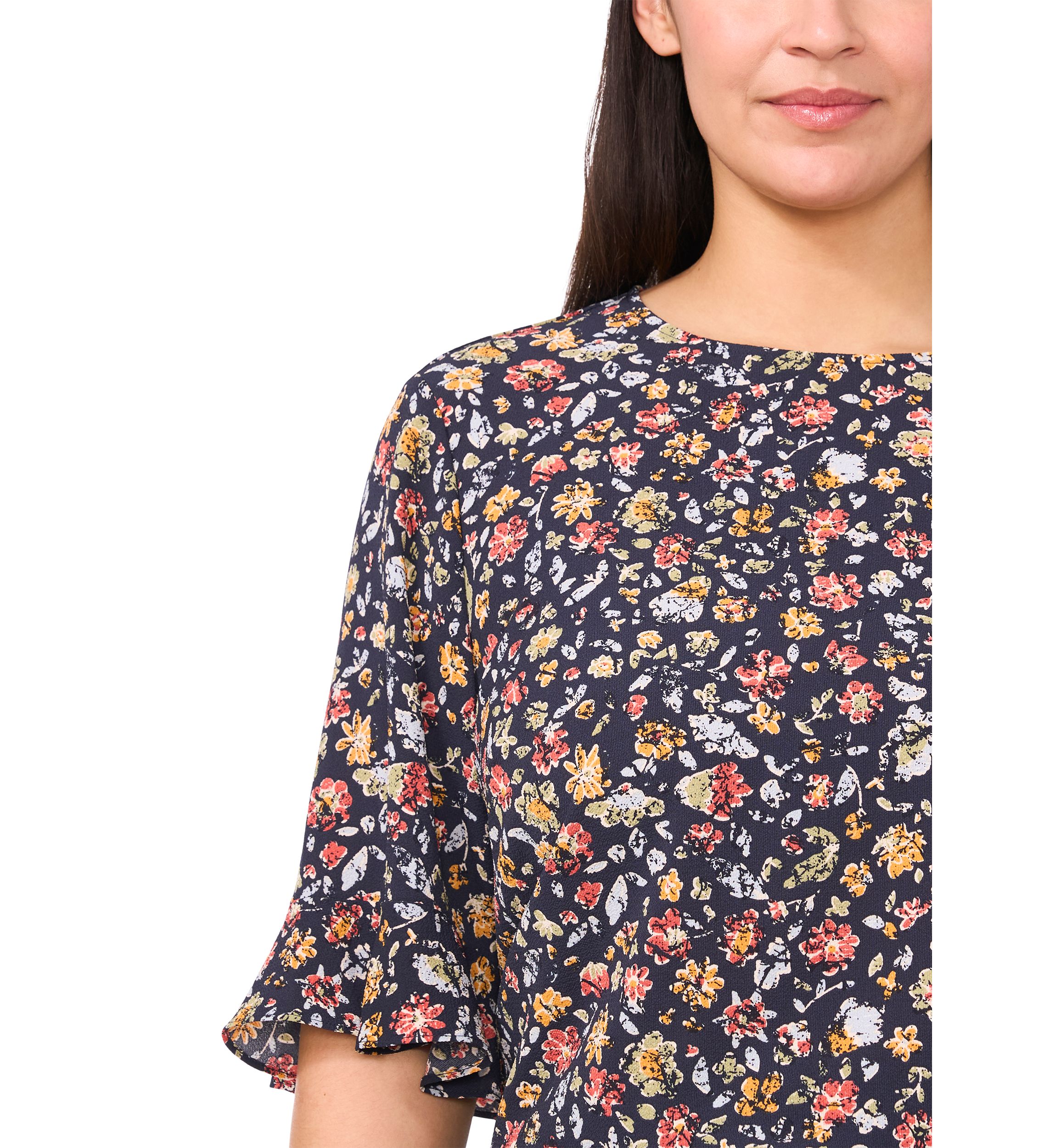Plus Size Short Sleeve Ruffle Cuff Woven Print Top 