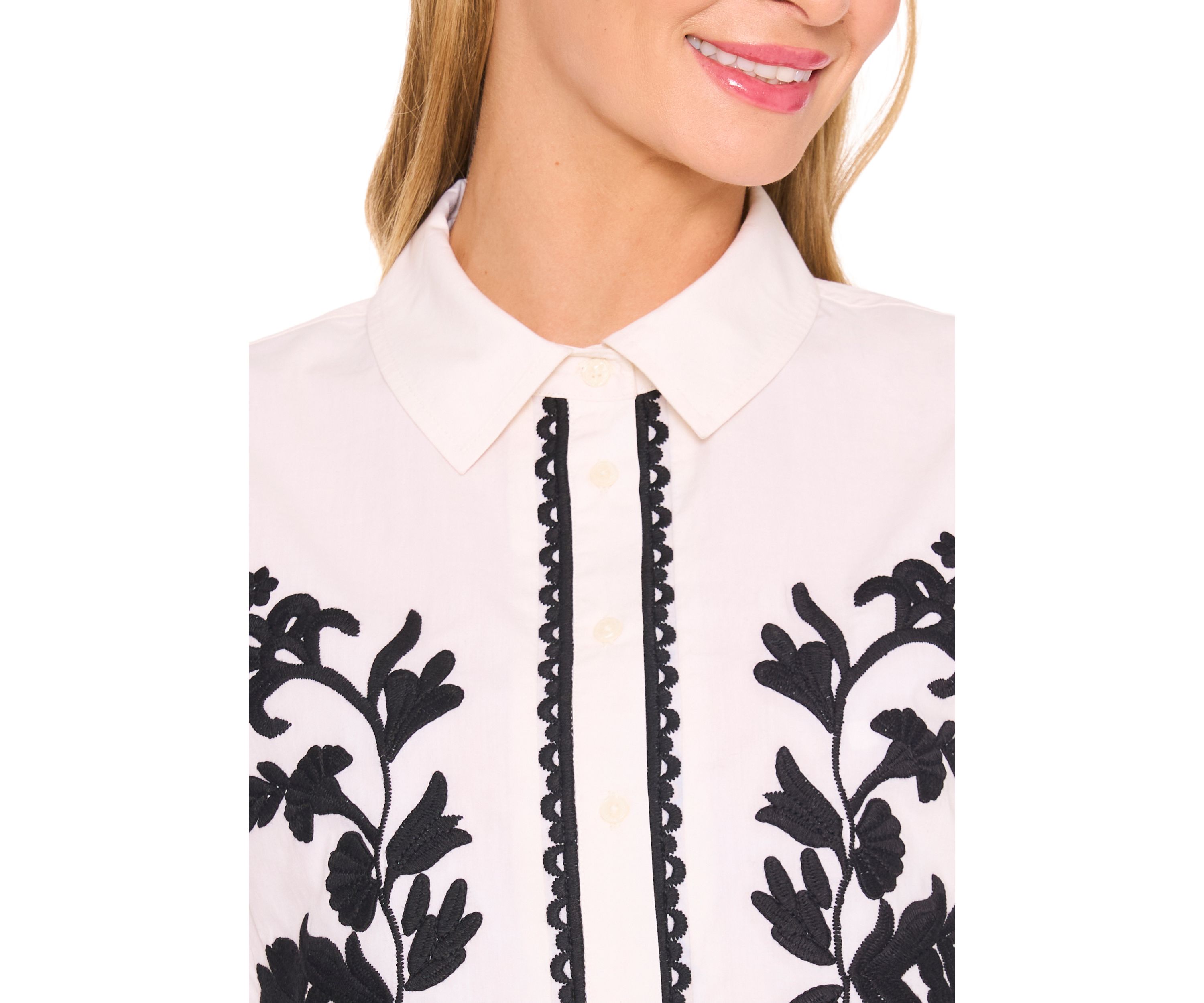 Petite Relaxed Floral Embroidered Blouse