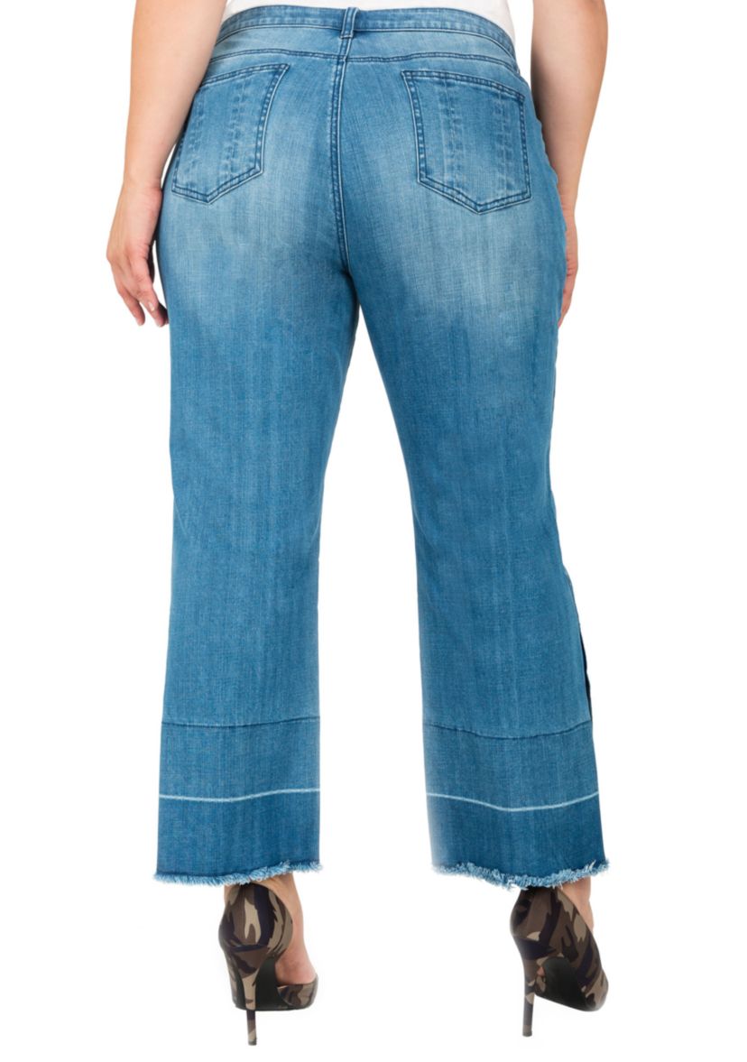 Plus Size Light Wash Crop Jeans