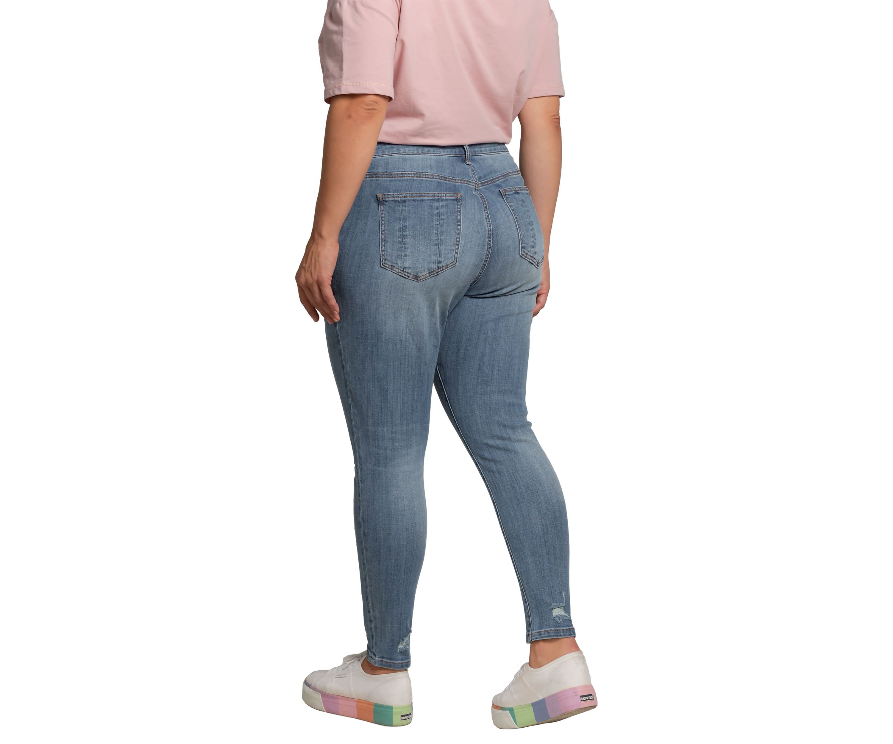 Plus Size Ripped Skinny Jeans
