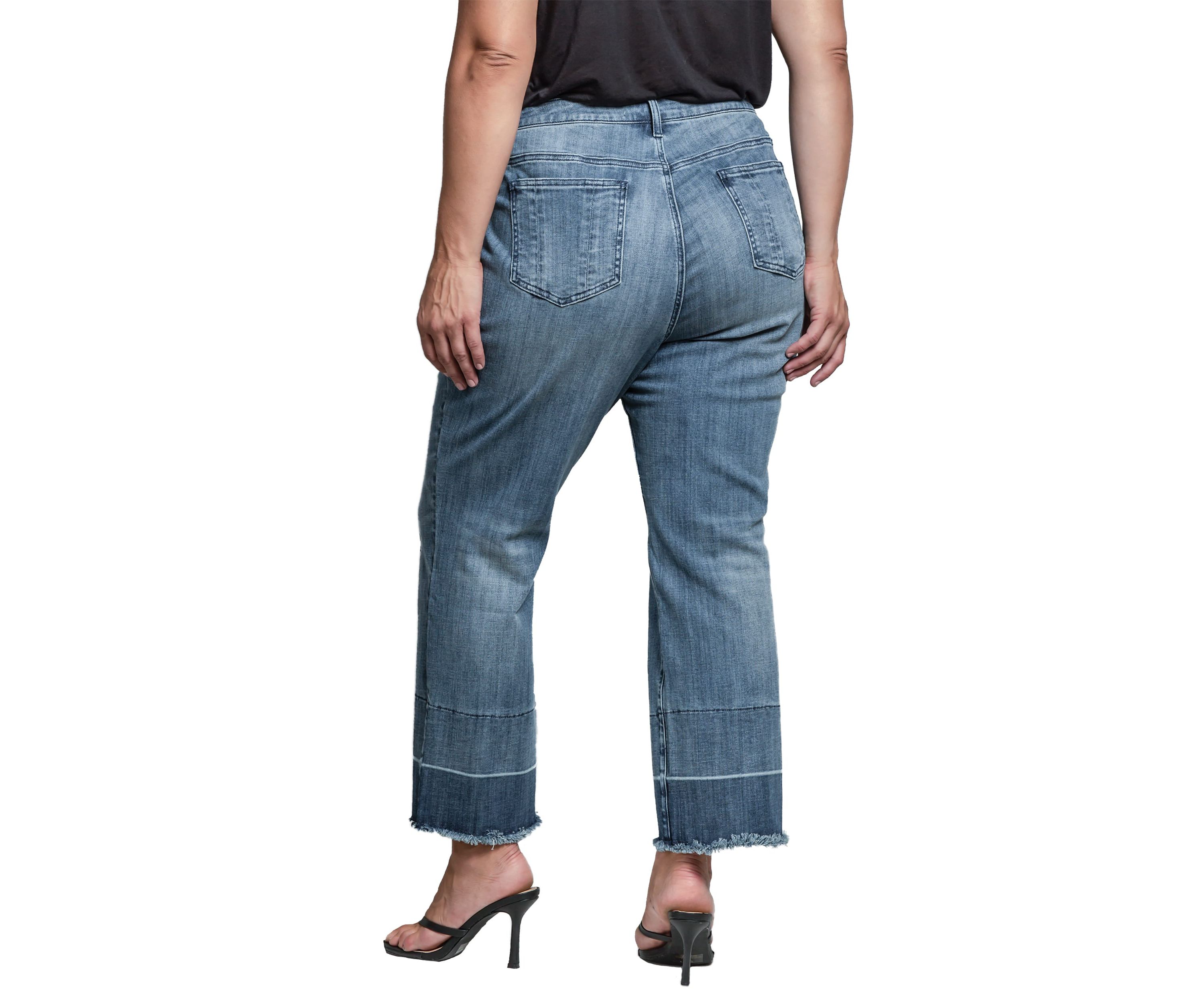 Plus Size High-Rise Cropped Wide Leg Jeans