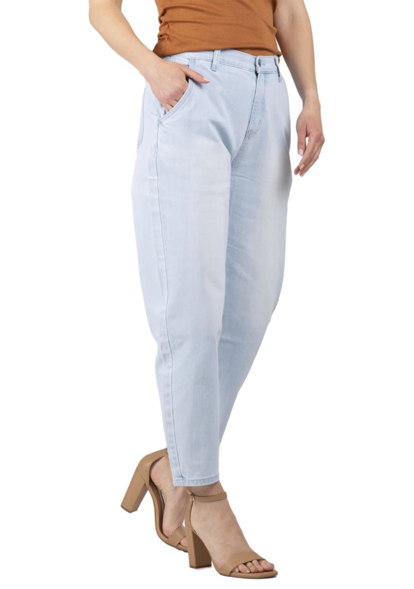 High Rise Easy Fit Cropped Ankle Jeans