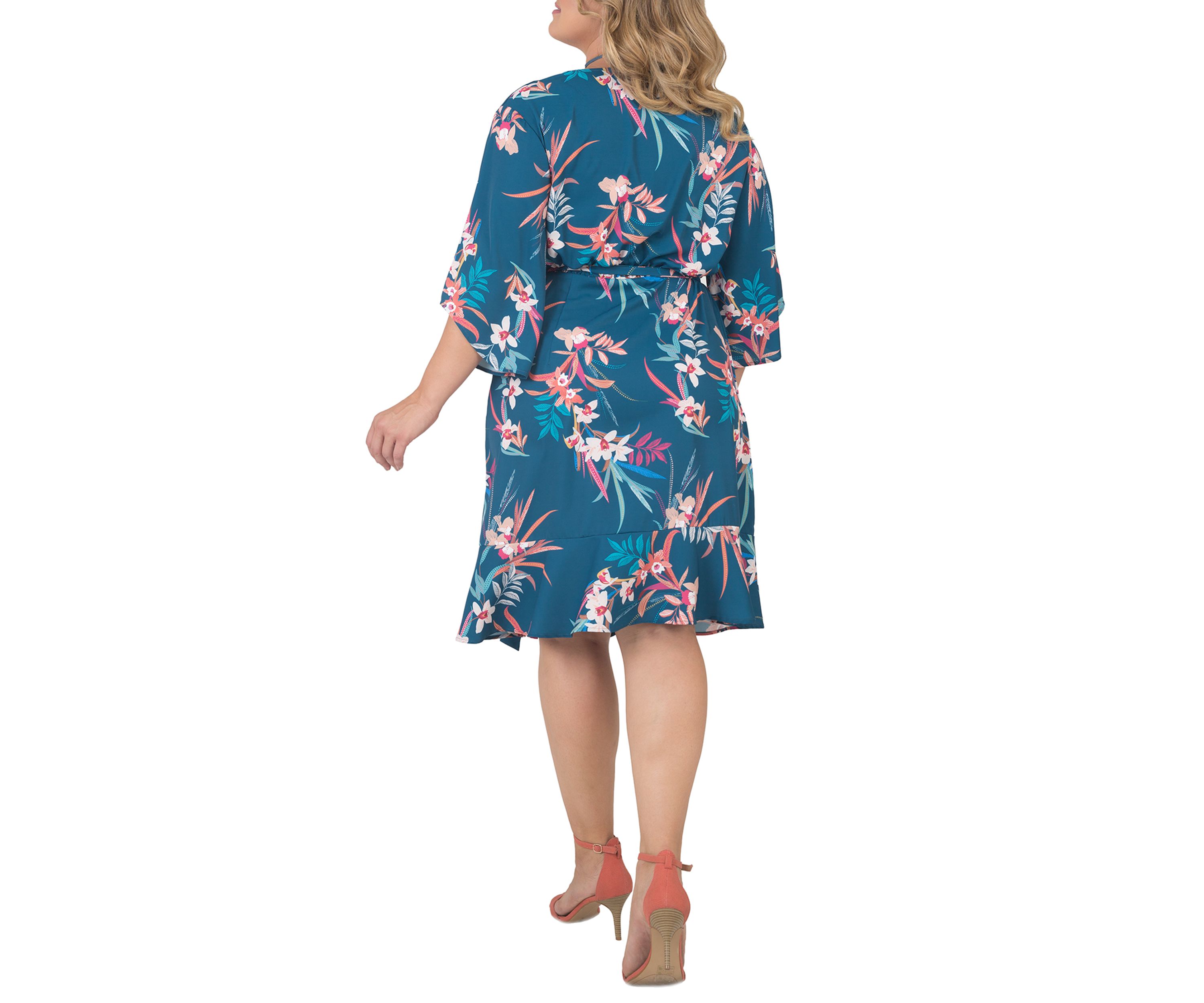 Plus Size Short Sleeve Ruffle Hem Wrap Dress
