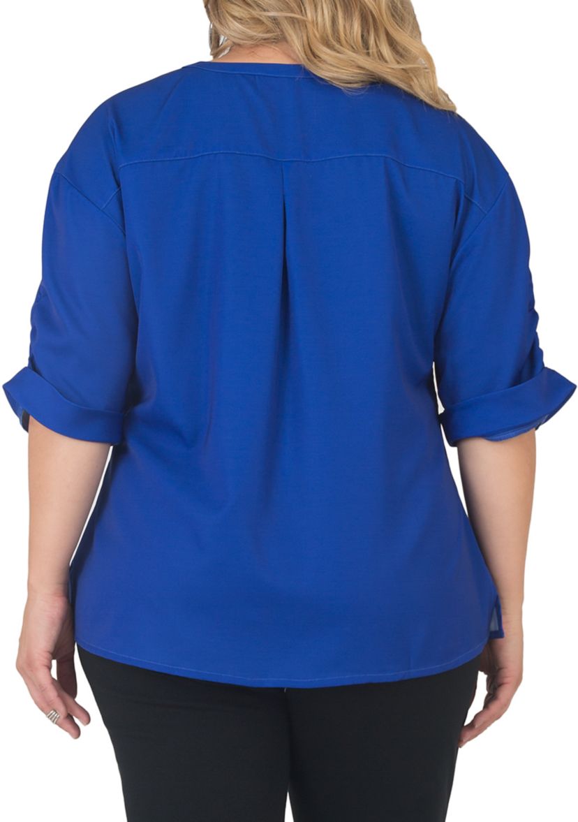 Plus Size V-Neck Rolled 3/4 Sleeve Utility Top