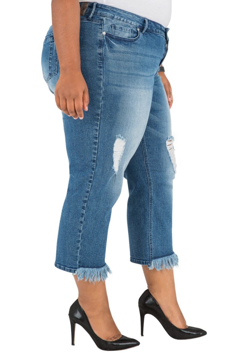 Cropped Frayed Boyfriend Jeans
