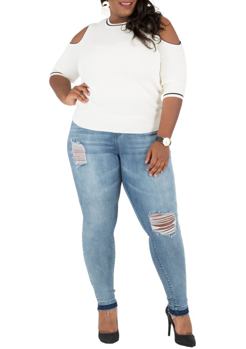 Plus Size Curvy Fit Frayed Hem Distressed Jeans