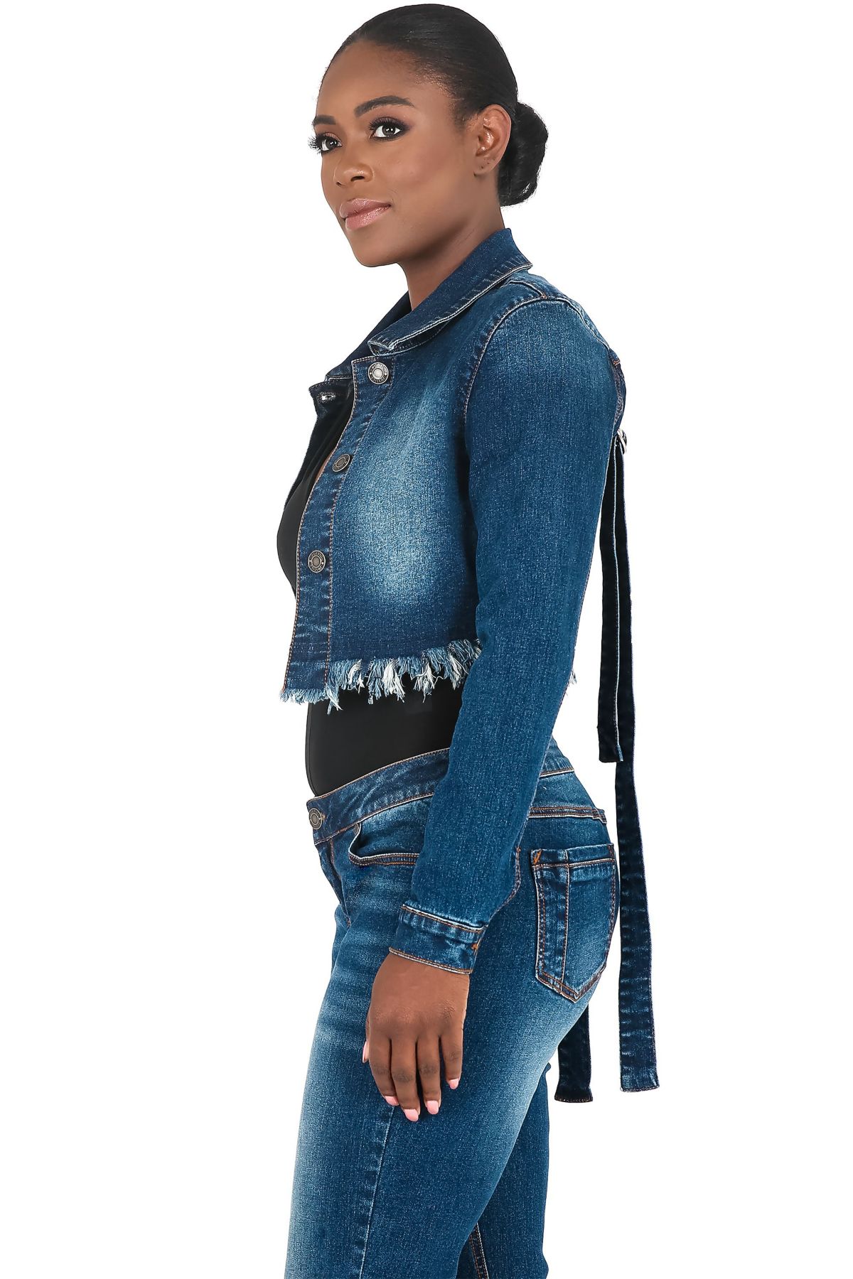 Strap Frayed Hem Indigo Tinted Cropped Jean JKT