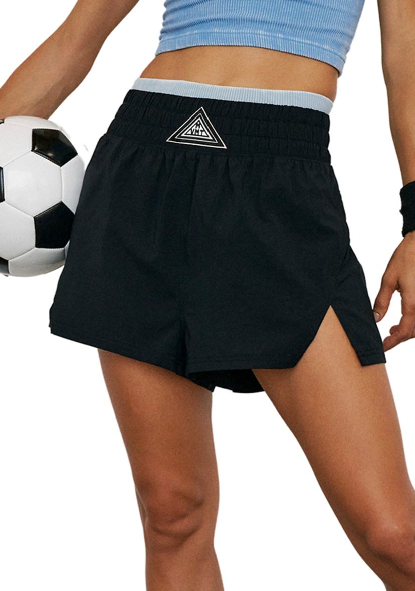Next Round Shorts 