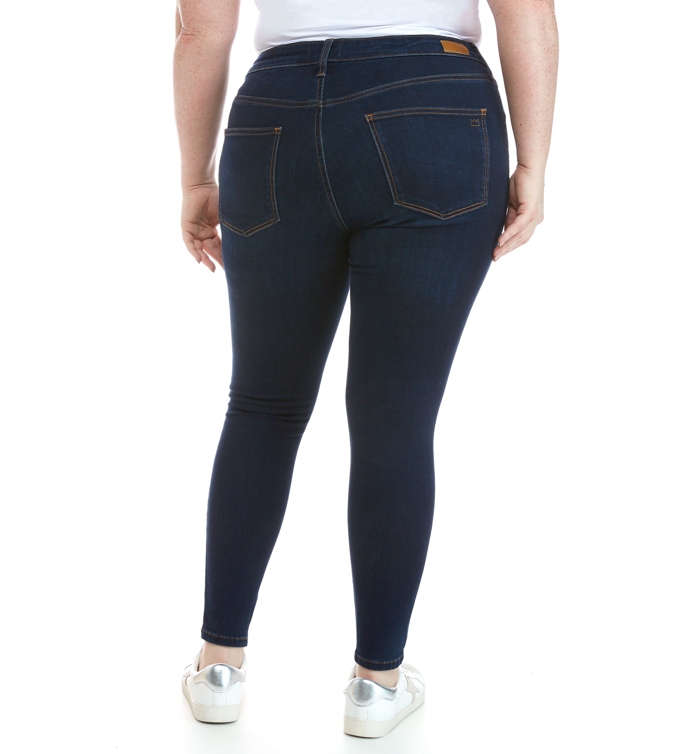 Plus Size Mid Rise Skinny Jeans - Short