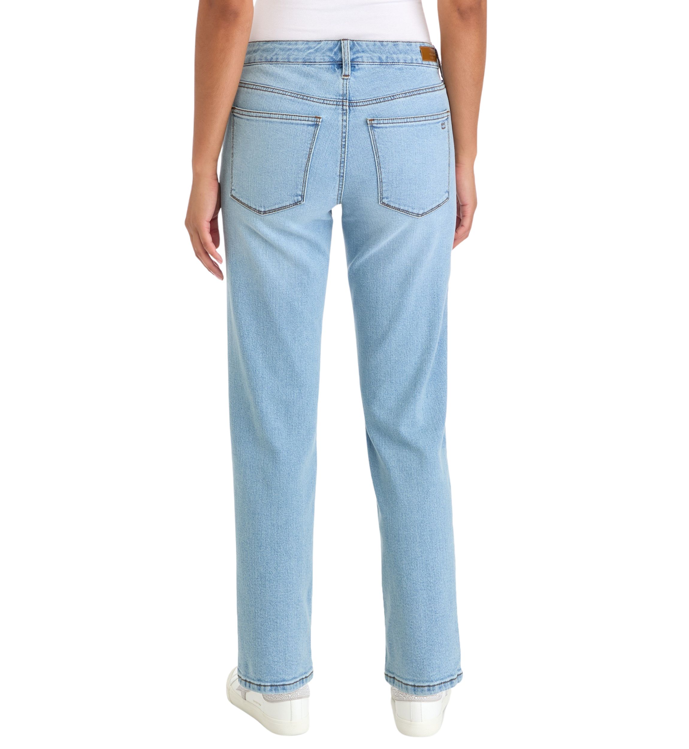 Womens Relaxed Straight Jeans