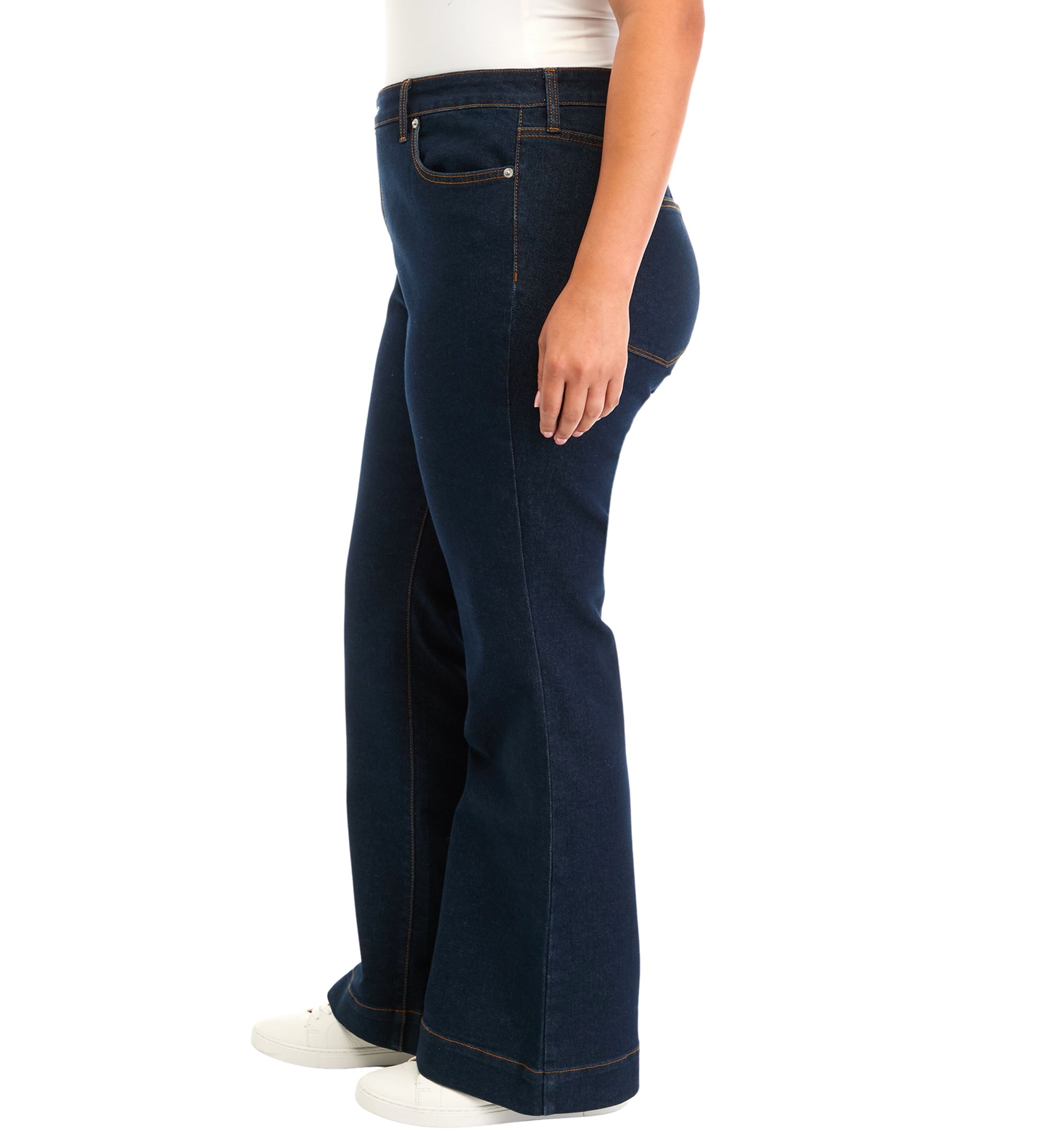 Plus Size High Rise Flare Jeans 