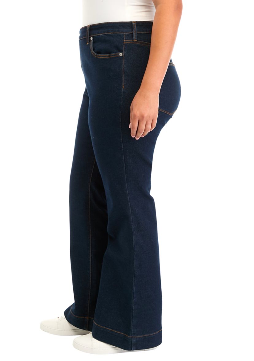 Plus Size High Rise Flare Jeans 