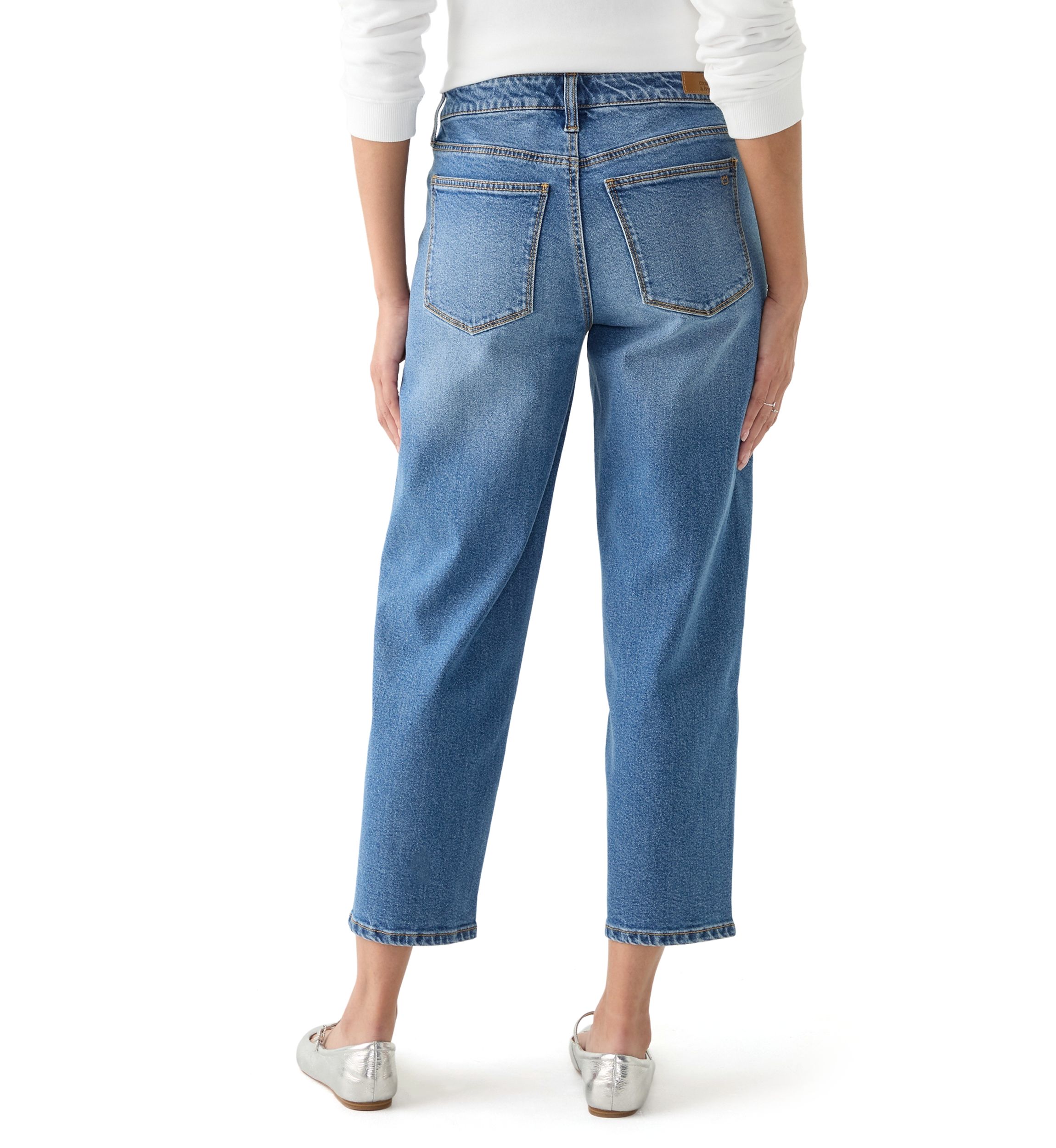 Womens Straight Relaxed Jeans