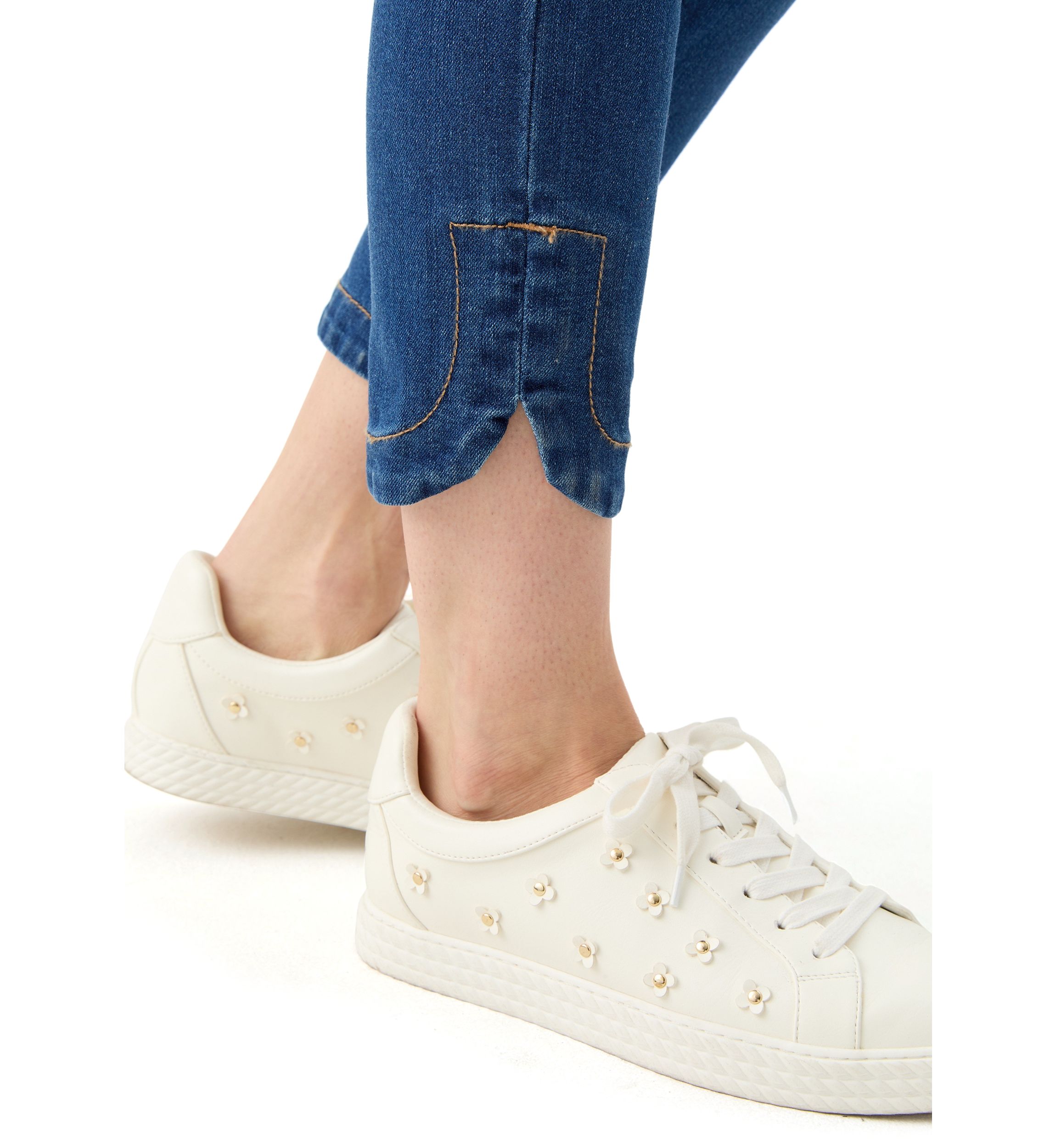 Womens Tulip Hem Cropped Color Washed Jeans