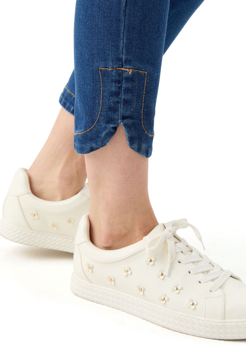 Womens Tulip Hem Cropped Color Washed Jeans