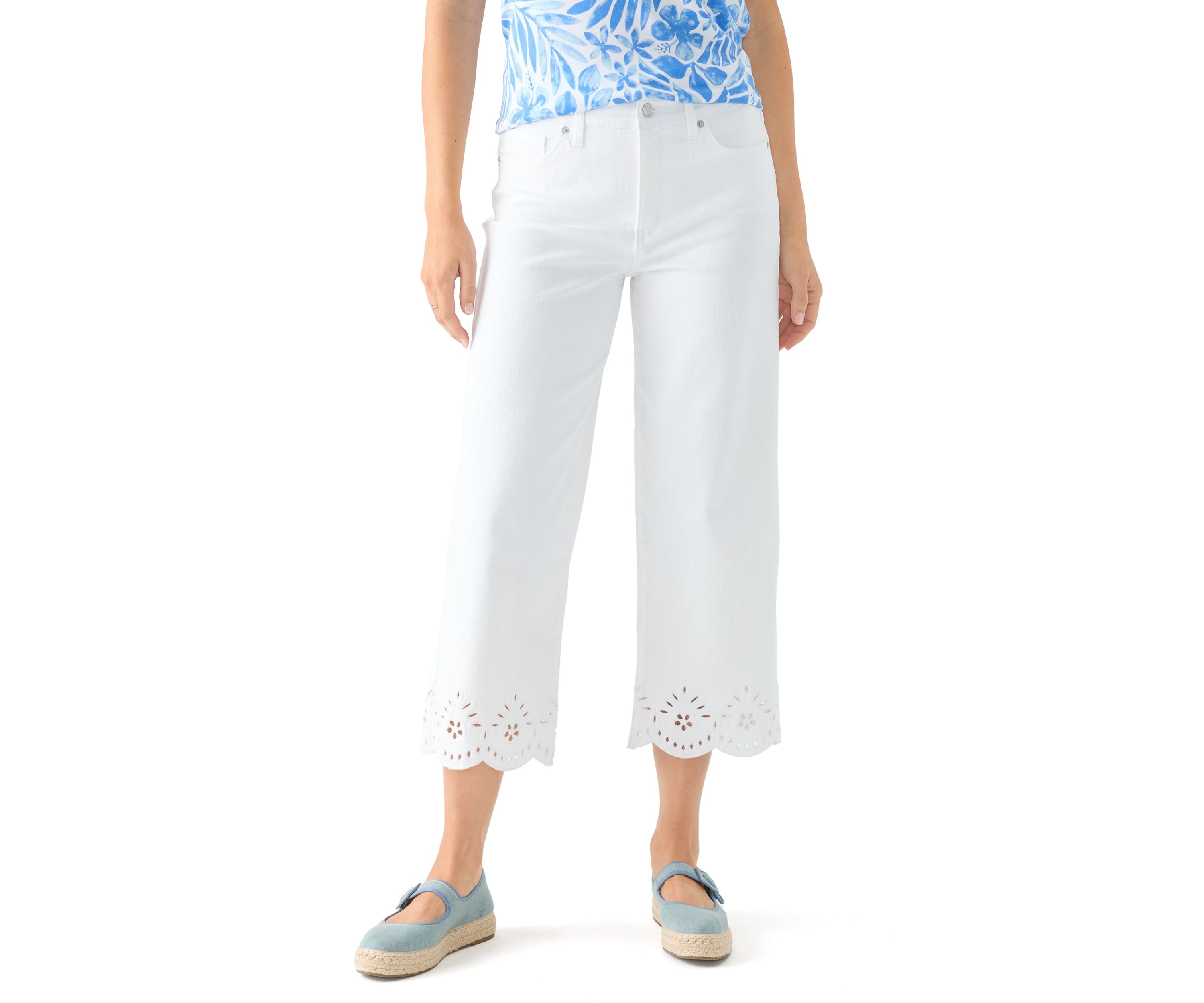Womens Eyelet Scallop Hem Cropped Pants