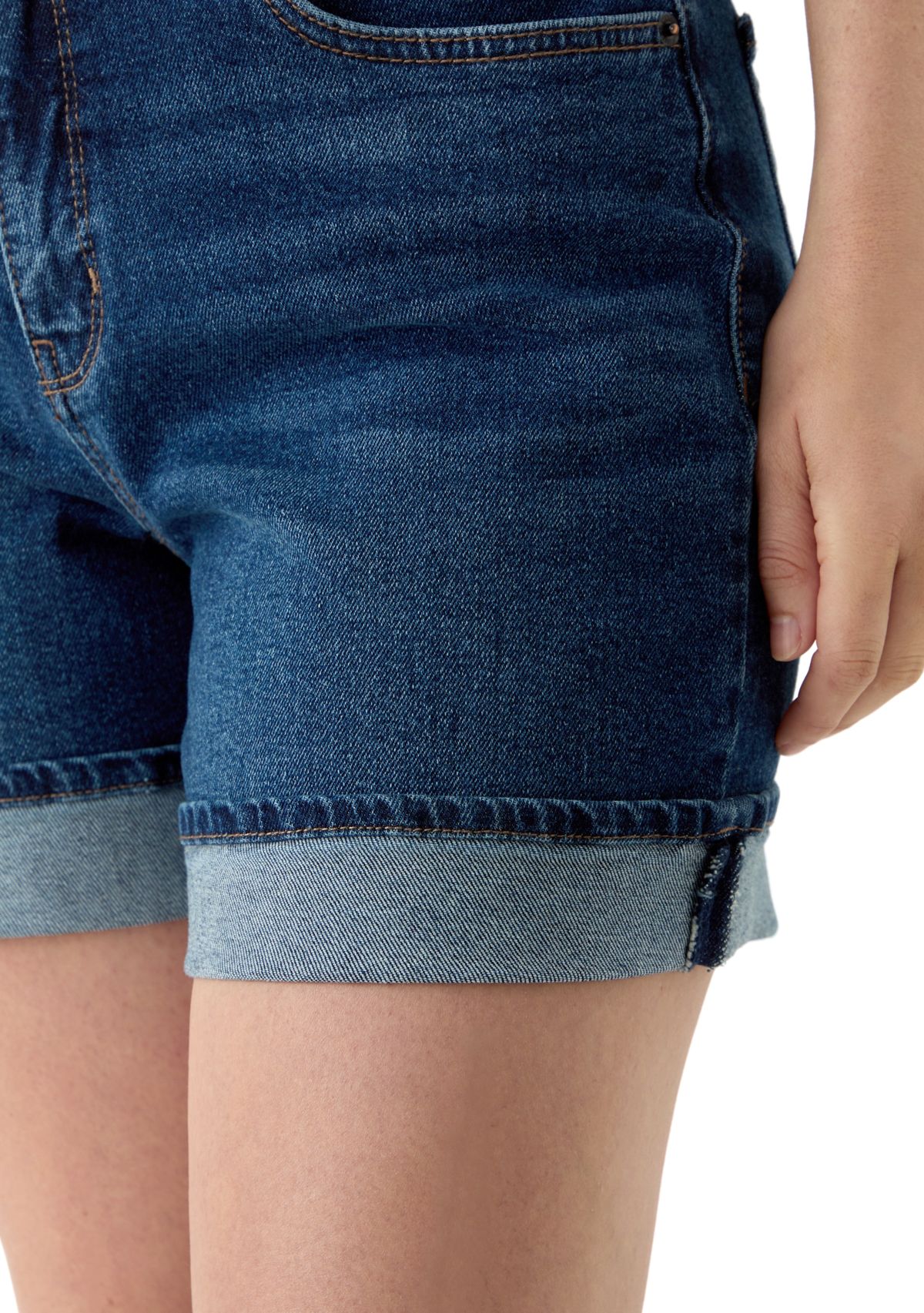Womens 5" Cuffed Denim Shorts