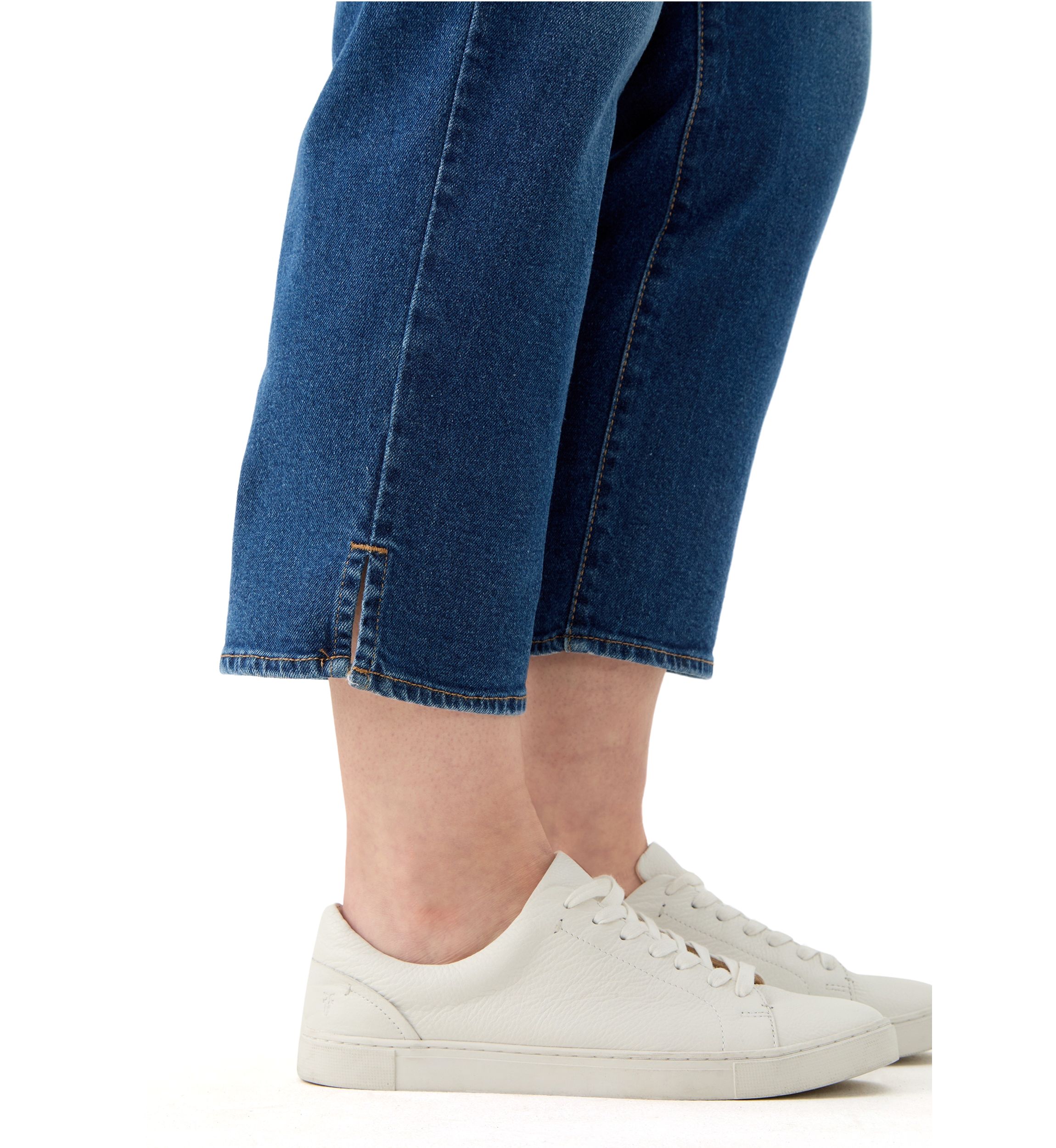 Plus Size Cropped Straight Leg Jeans