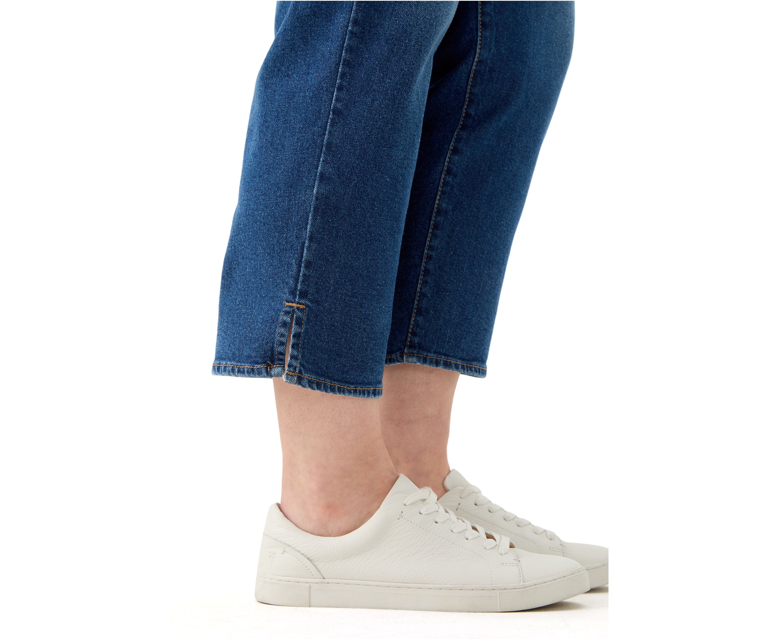 Plus Size Cropped Straight Leg Jeans