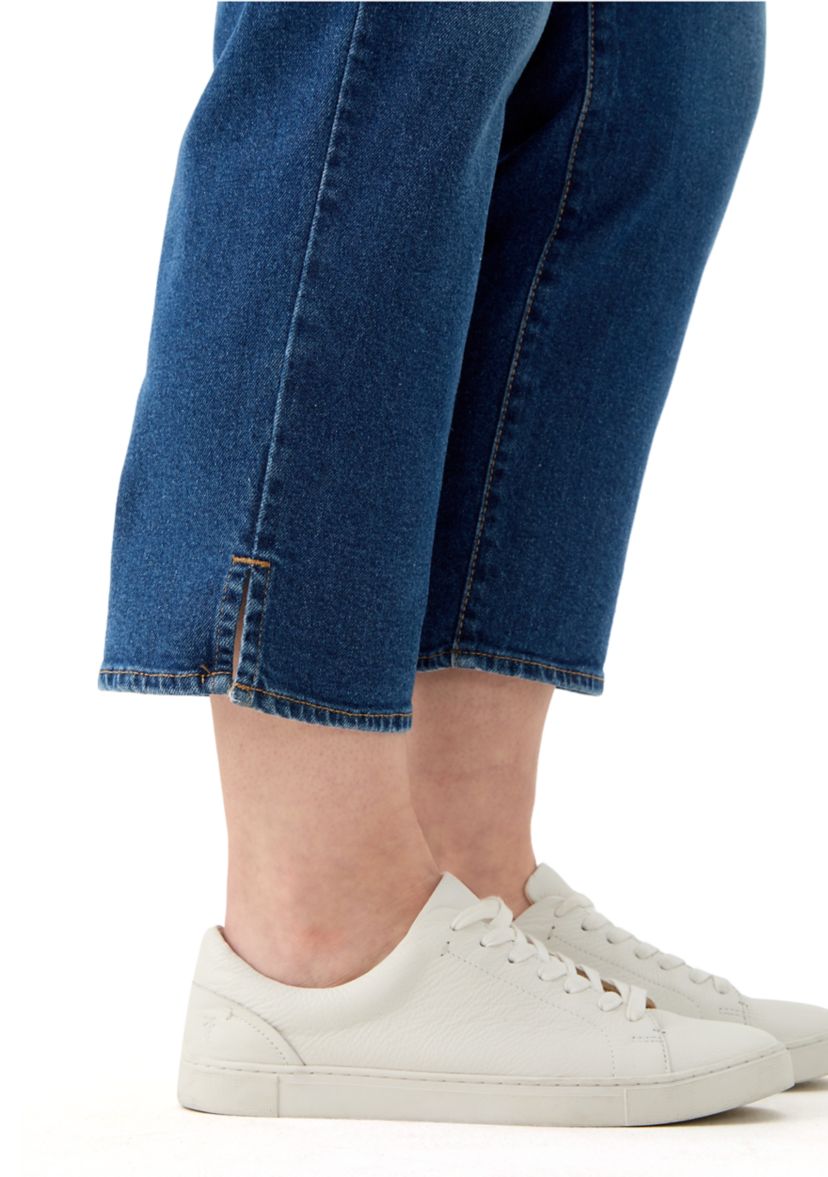 Plus Size Cropped Straight Leg Jeans