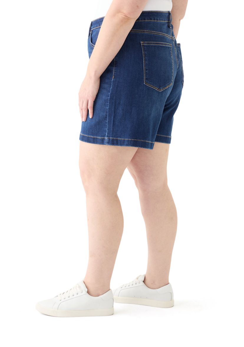 Plus Size High Rise 7" Relaxed Shorts