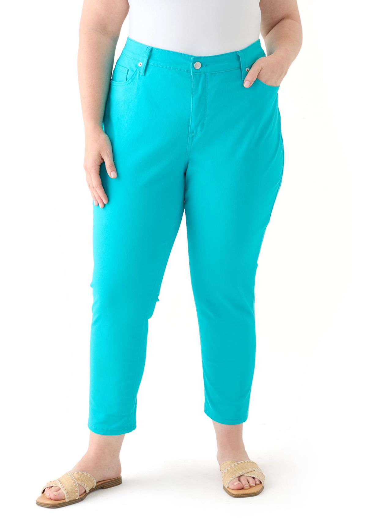 Plus Size Roll Cuff Cropped Pants