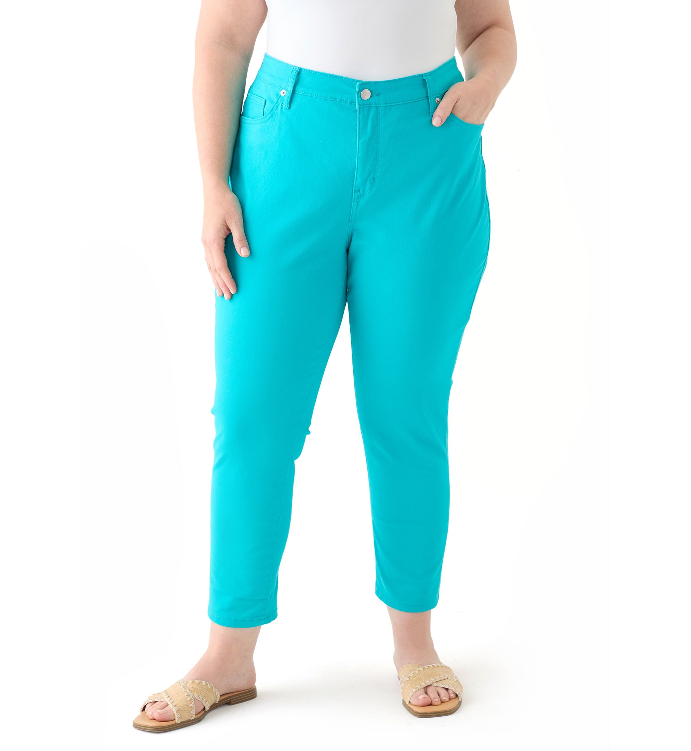 Plus Size Roll Cuff Cropped Pants