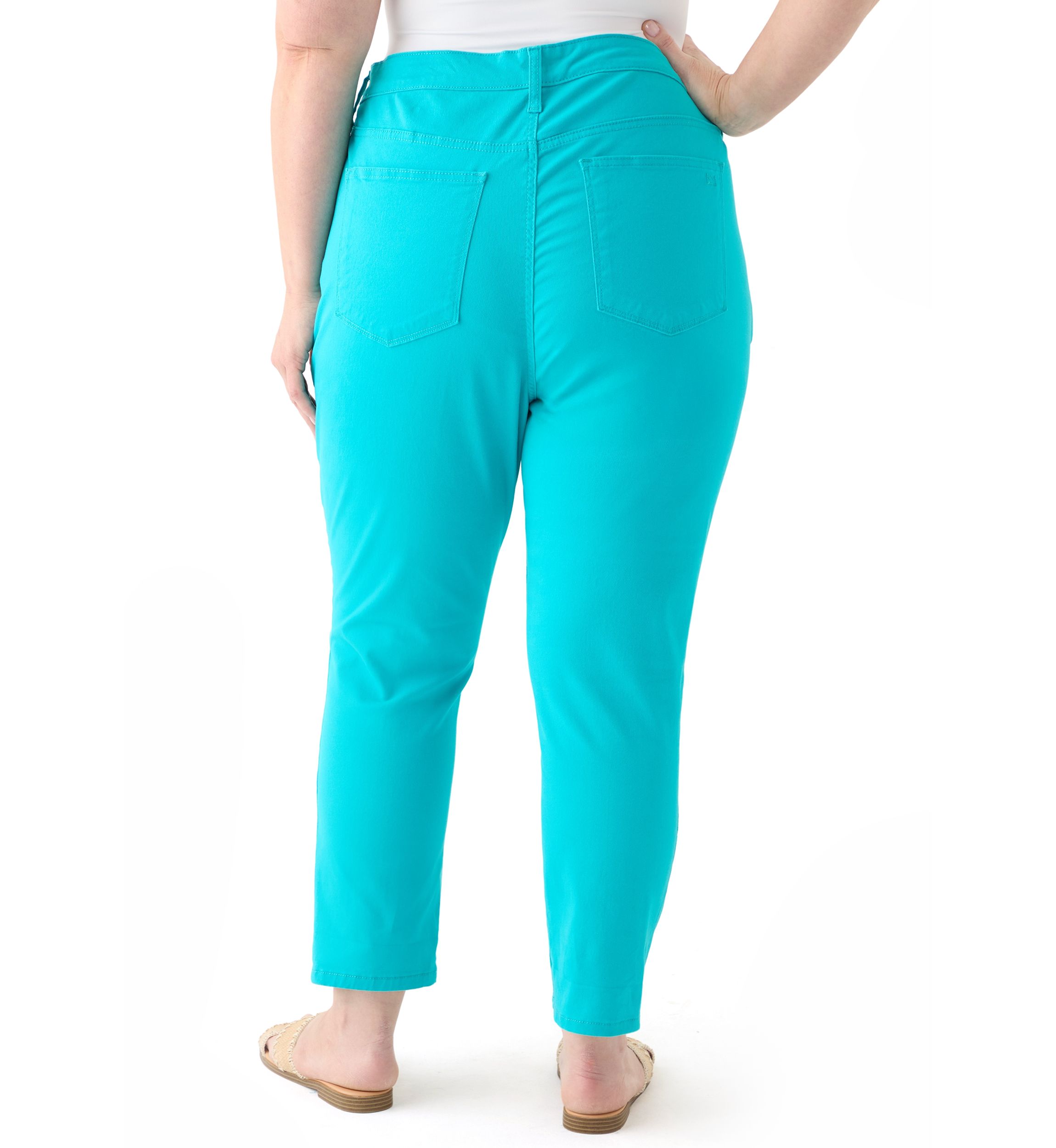 Plus Size Roll Cuff Cropped Pants