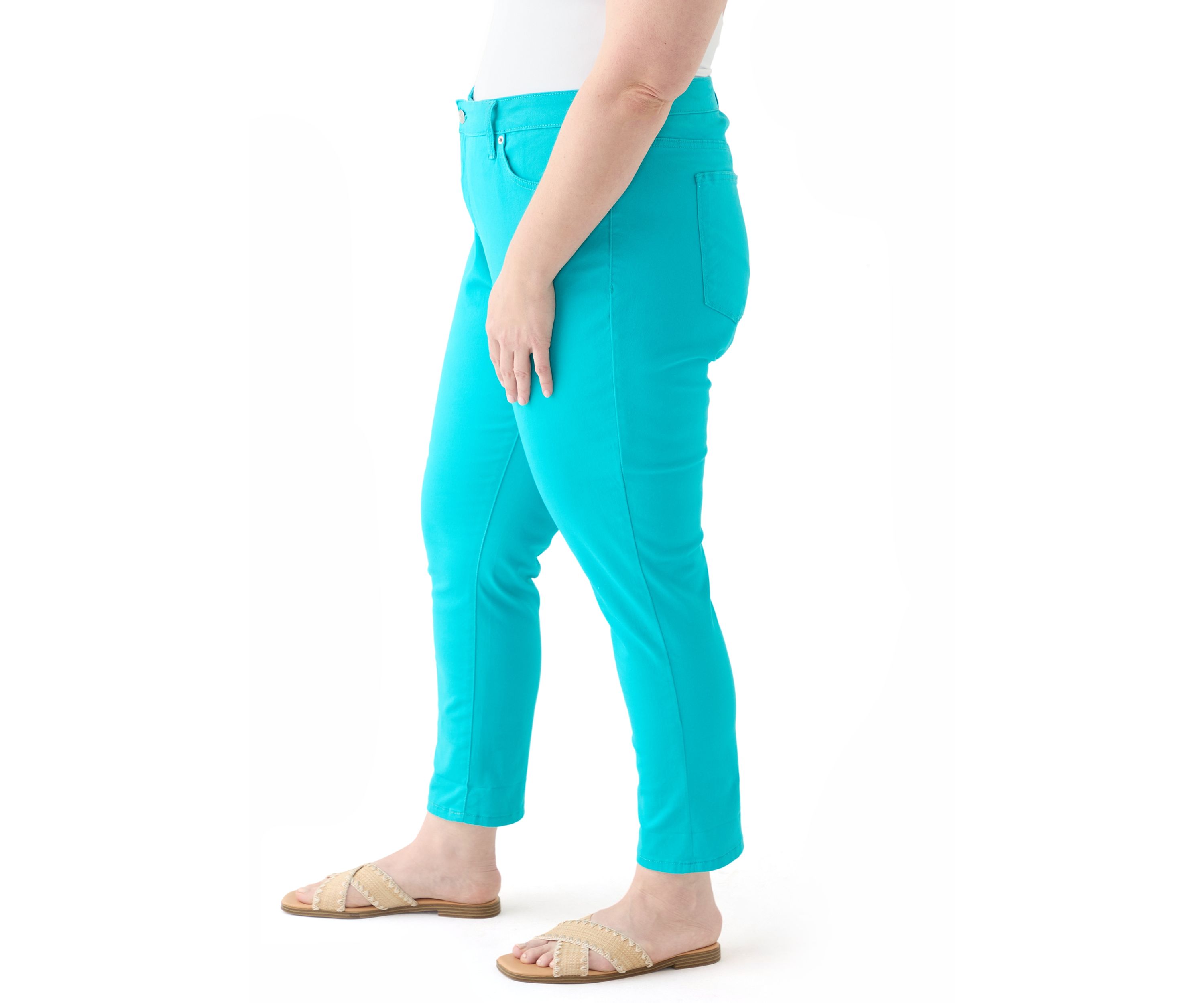 Plus Size Roll Cuff Cropped Pants