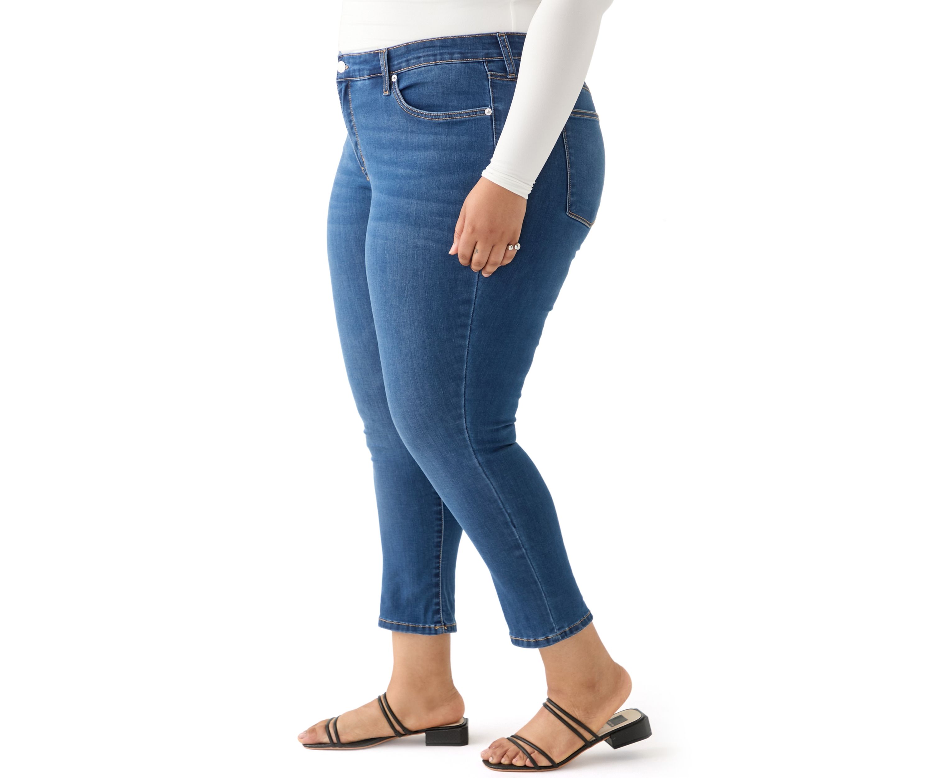 Plus Size Roll Cuff Cropped Pants