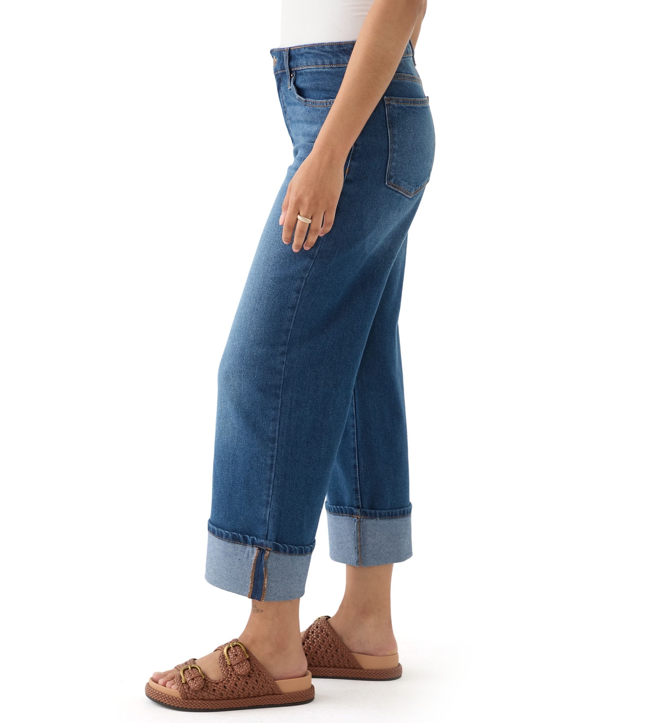 Womens Mid Rise Cuffed Cropped Flare Jeans