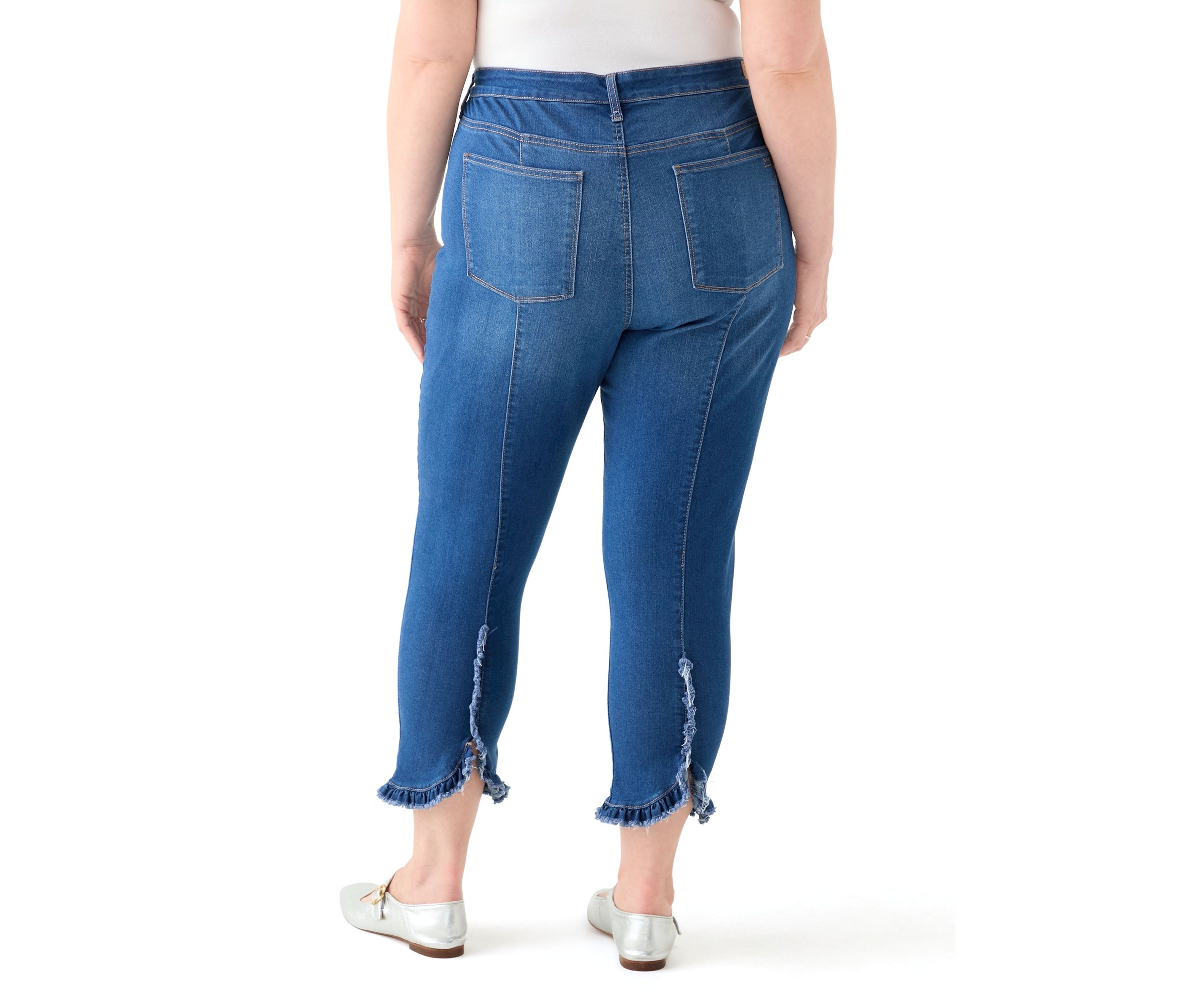 Plus Size Ruffle Back Cropped Pants