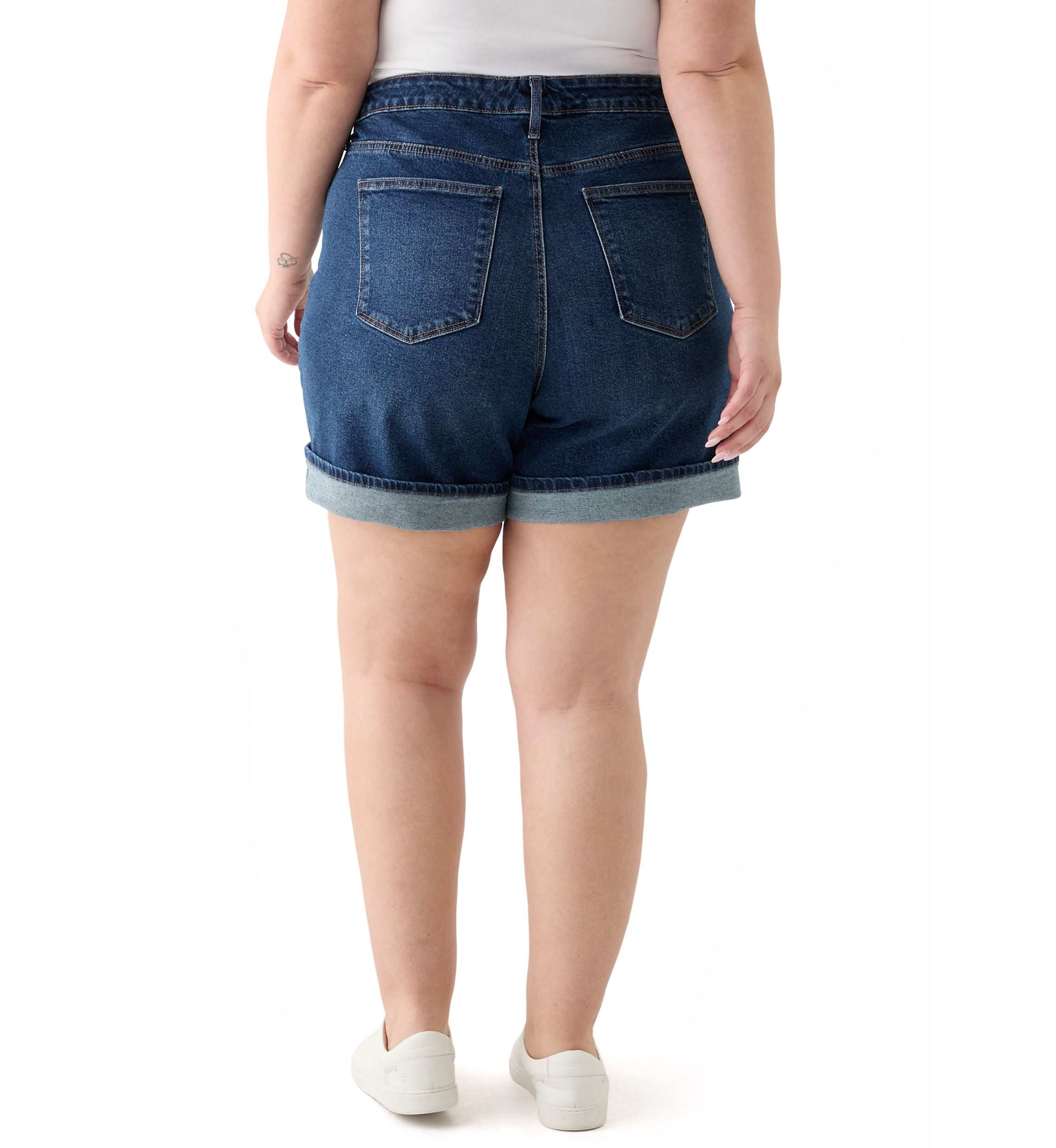 Plus Size HIgh Rise Cuff Shorts