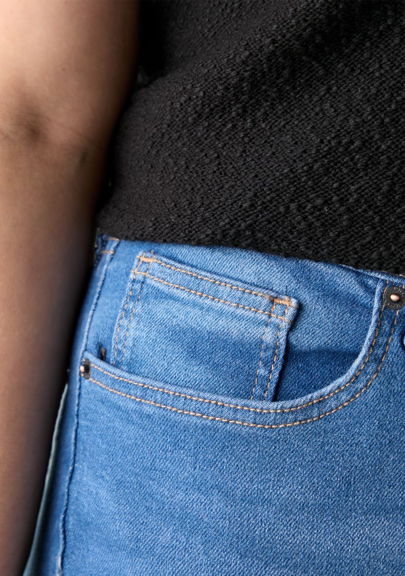 Plus Size High Kick Flared Ankle Jeans