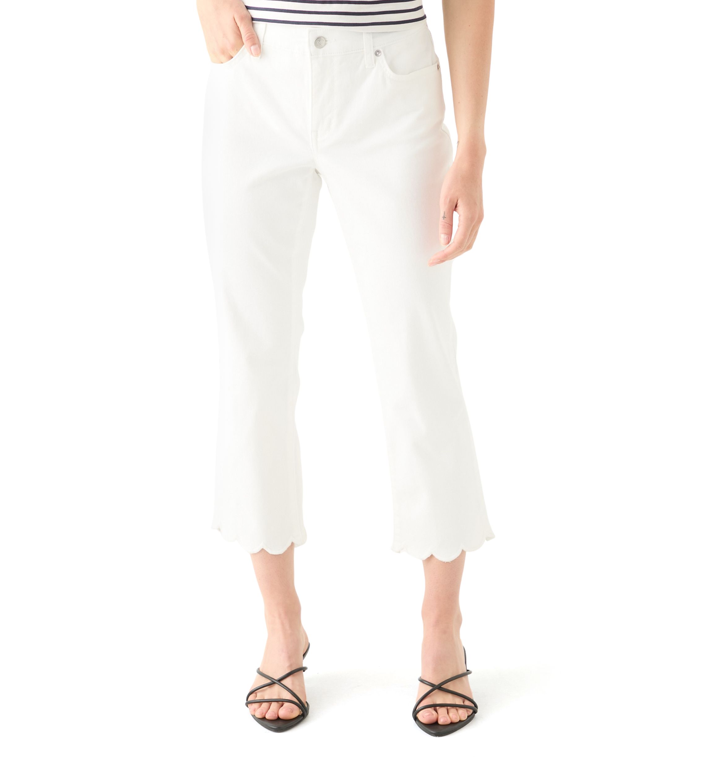 Petite Scallop Kick Flare Pants